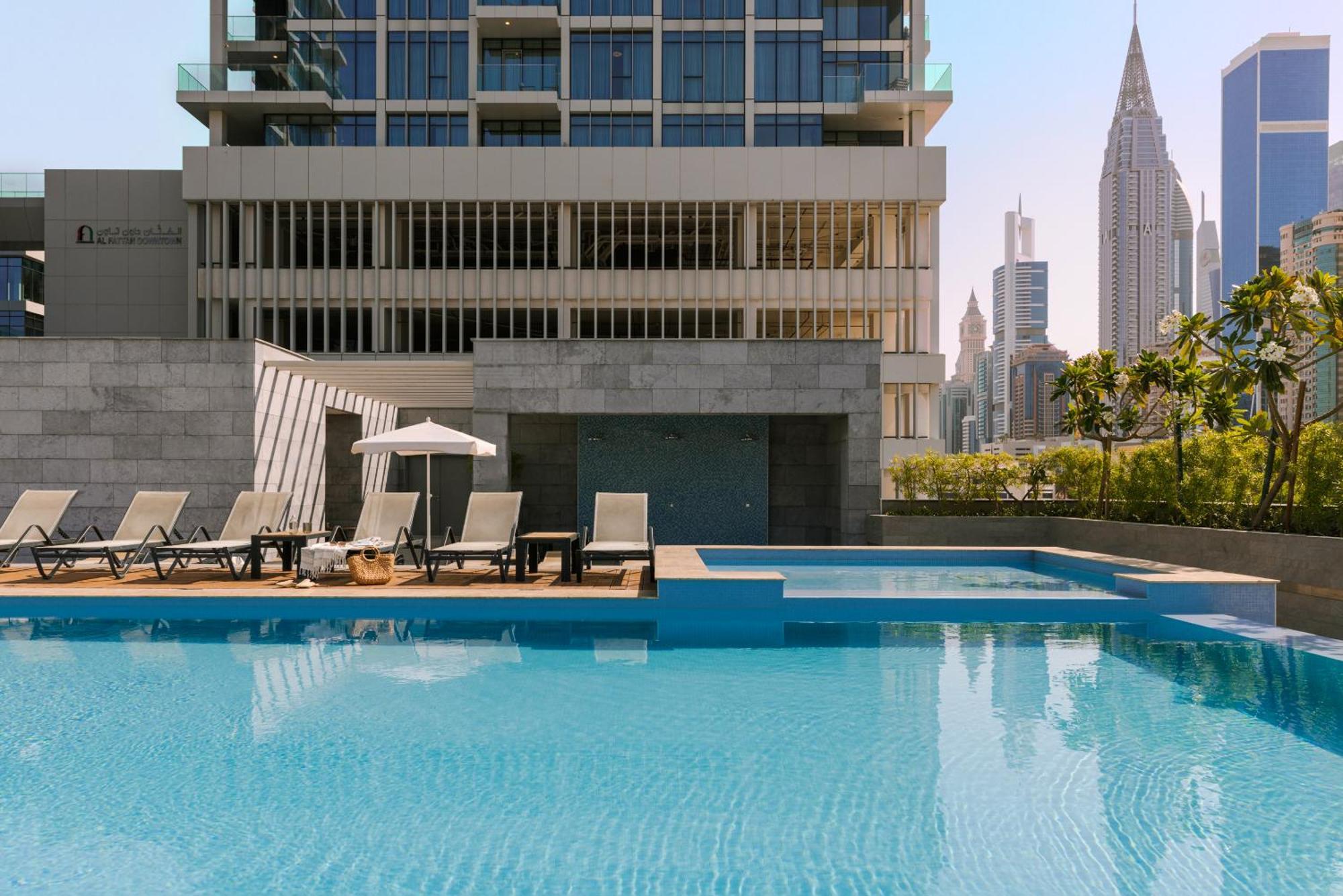 Sonder Downtown Towers