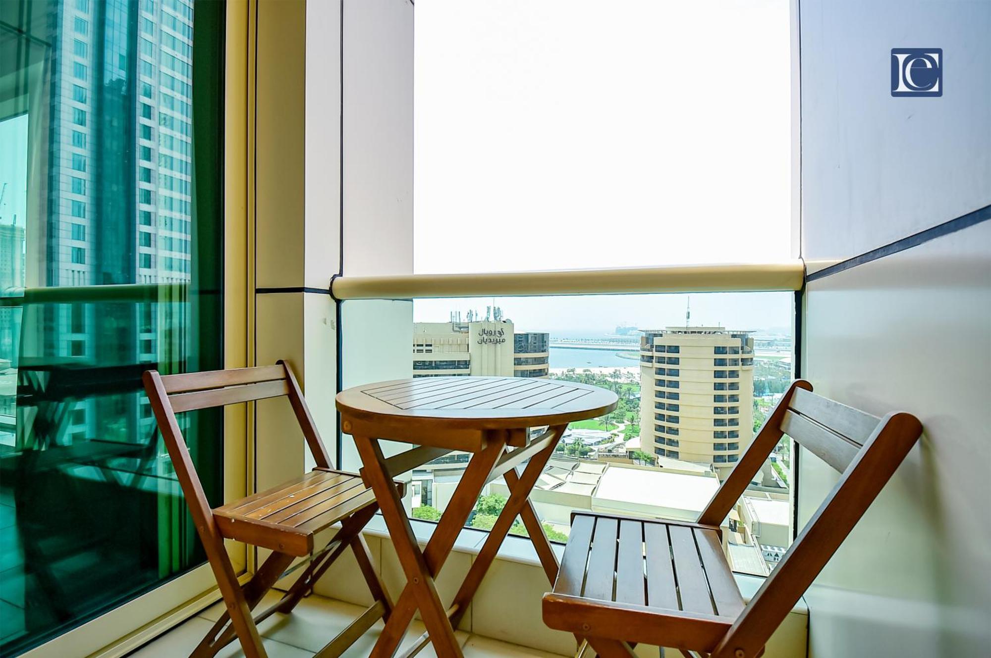 Apartment Luxury Escapes - Furnished With Balcony In Royal Oceanic Dubai