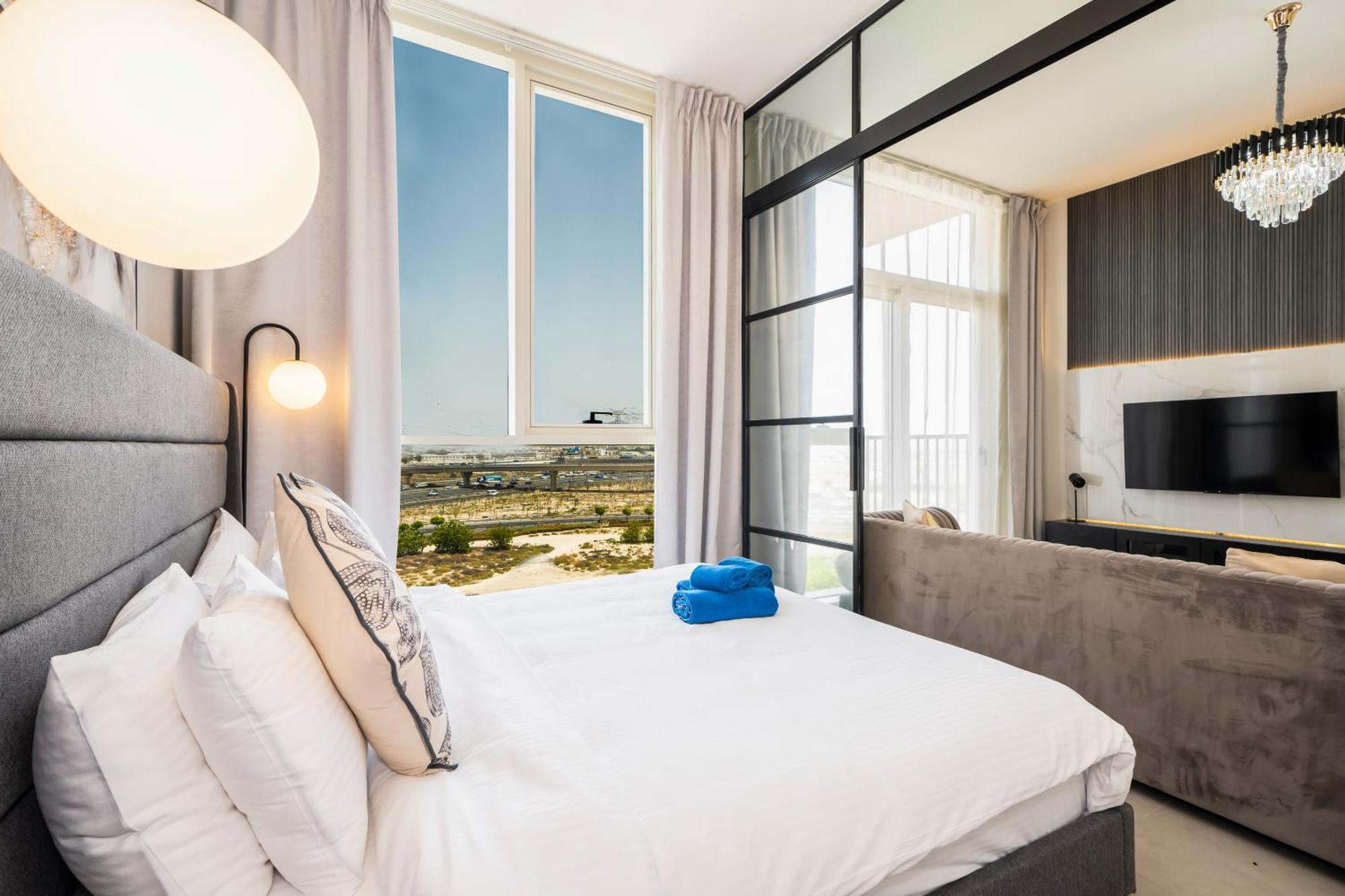 Newarabian Collective 2 Tower Hills - 2br