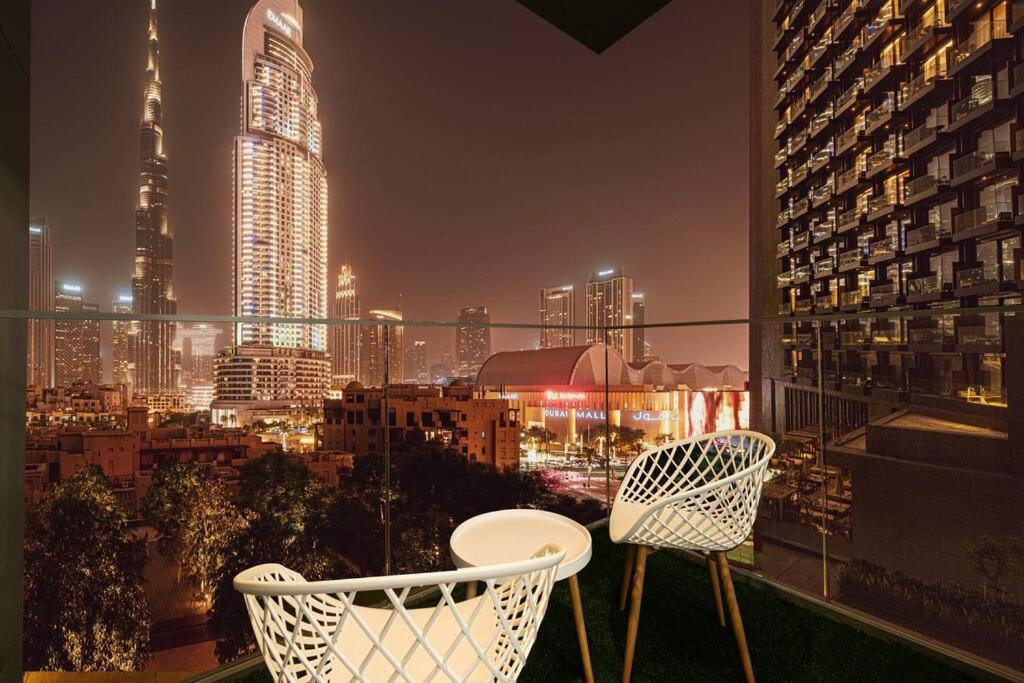 2 Bedroom Luxury Full Burj Views Apartment Dubai