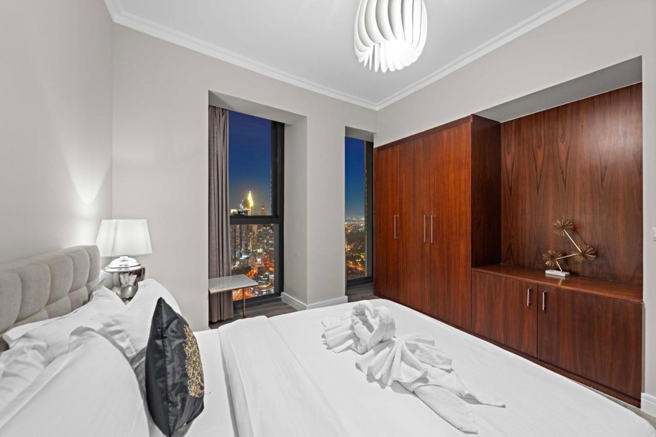 Apartment First Class 3br With Full Burj Khalifa And Fountain View Dubai