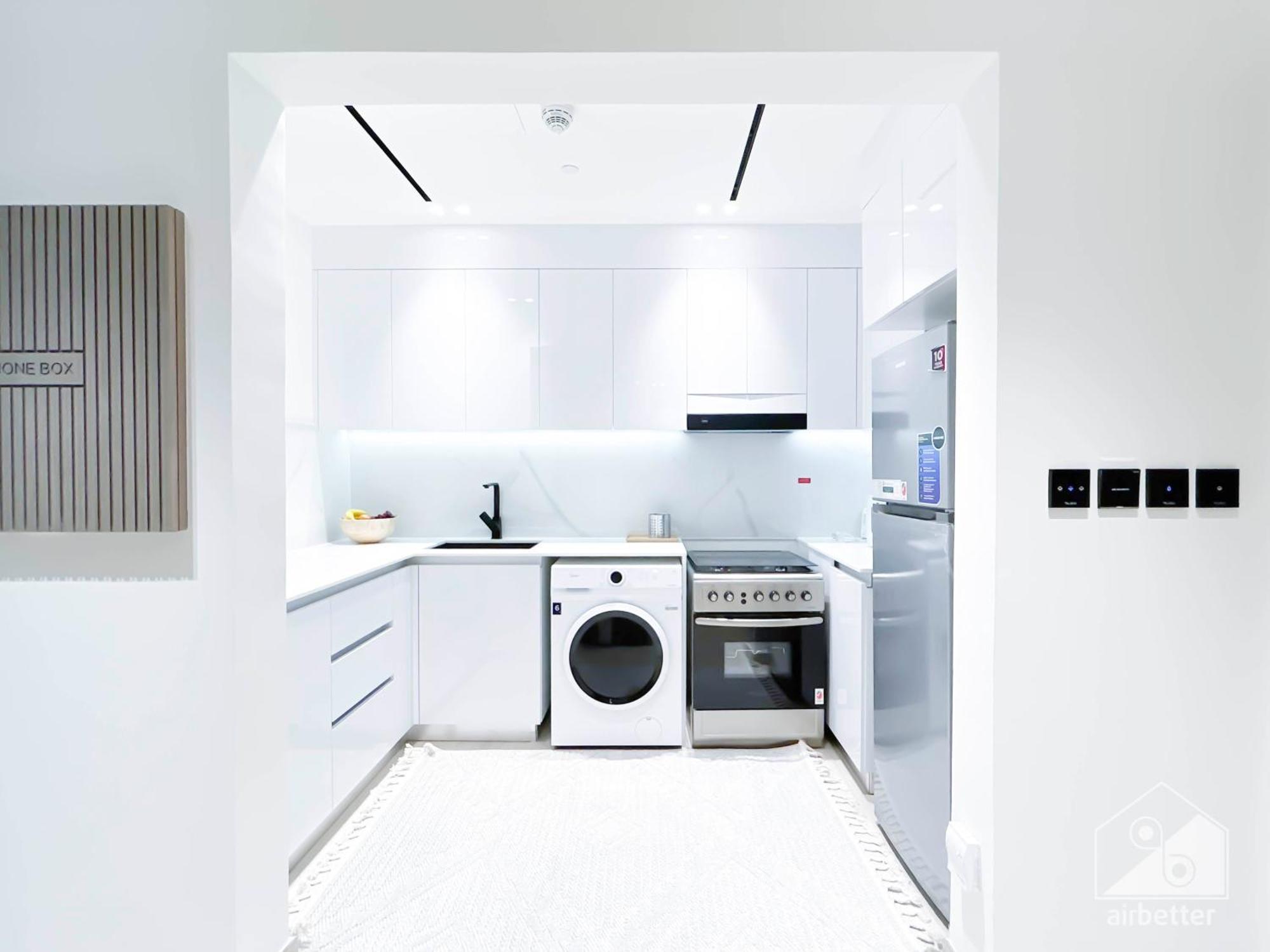 Chic 1-br & Balcony In Binghatti Heights * Dubai