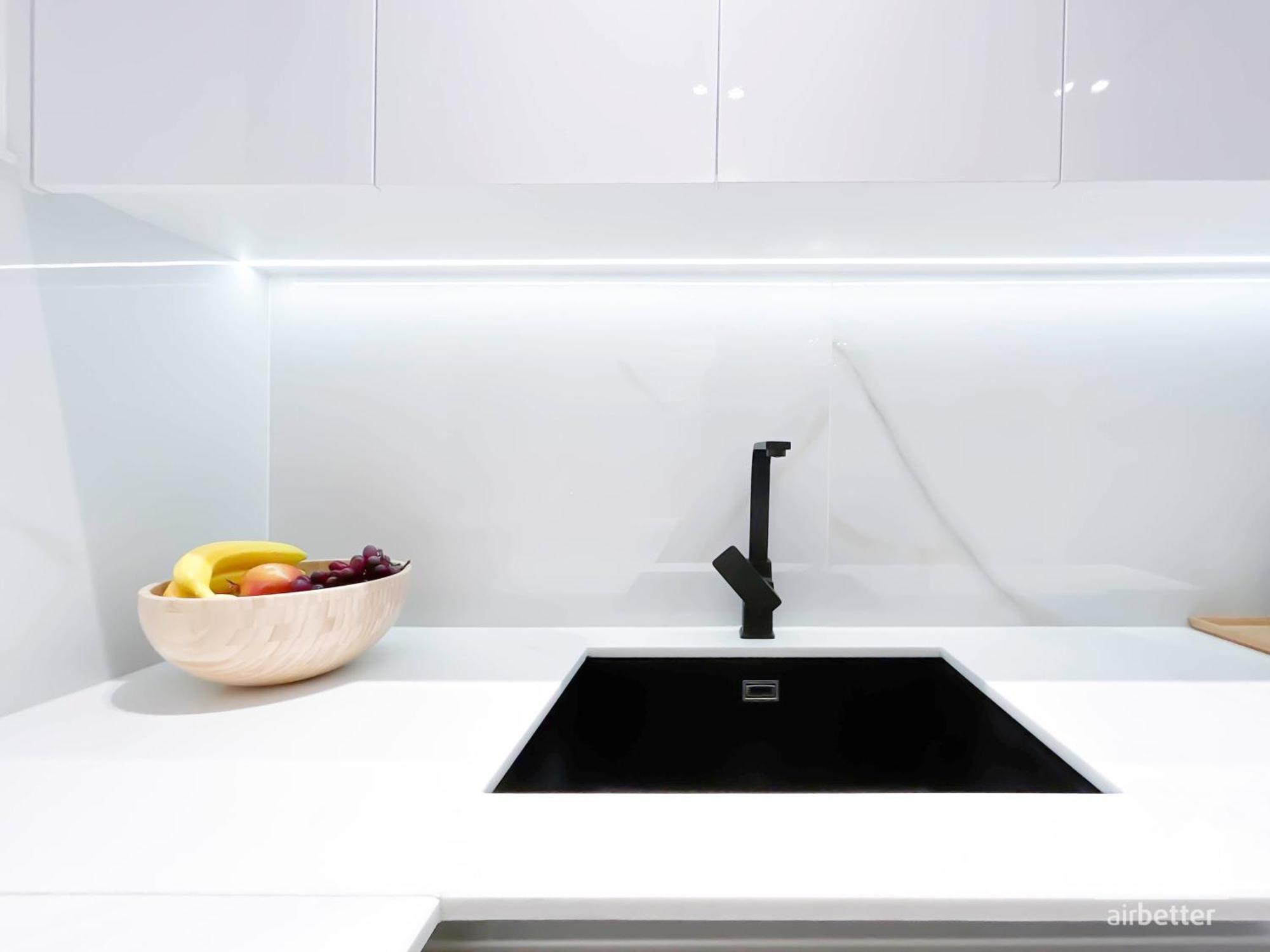 Chic 1-br & Balcony In Binghatti Heights Apartment