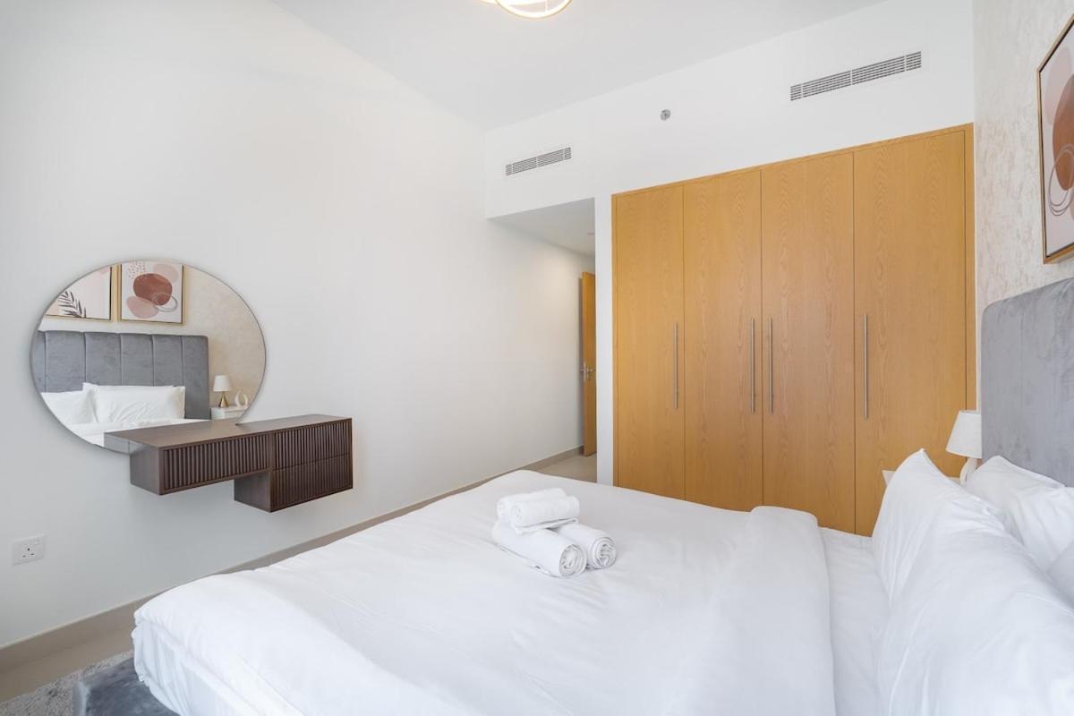Cool 4-bedroom With Burj Views At Bellevue Tower In Downtown Dubai