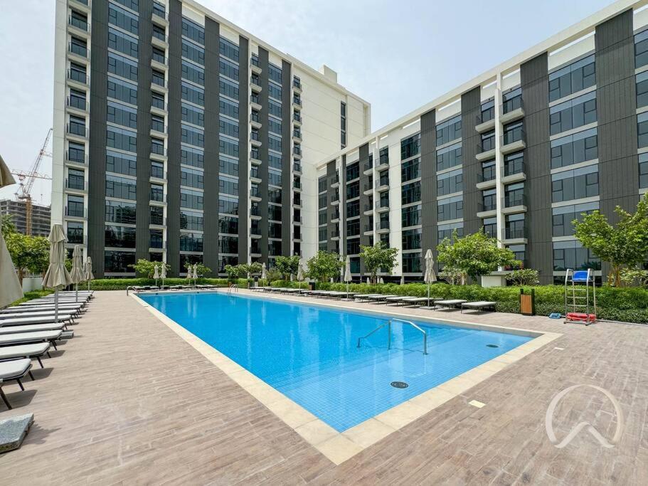 Brand New 1br In Golfville I Amazing Amenities * Dubai