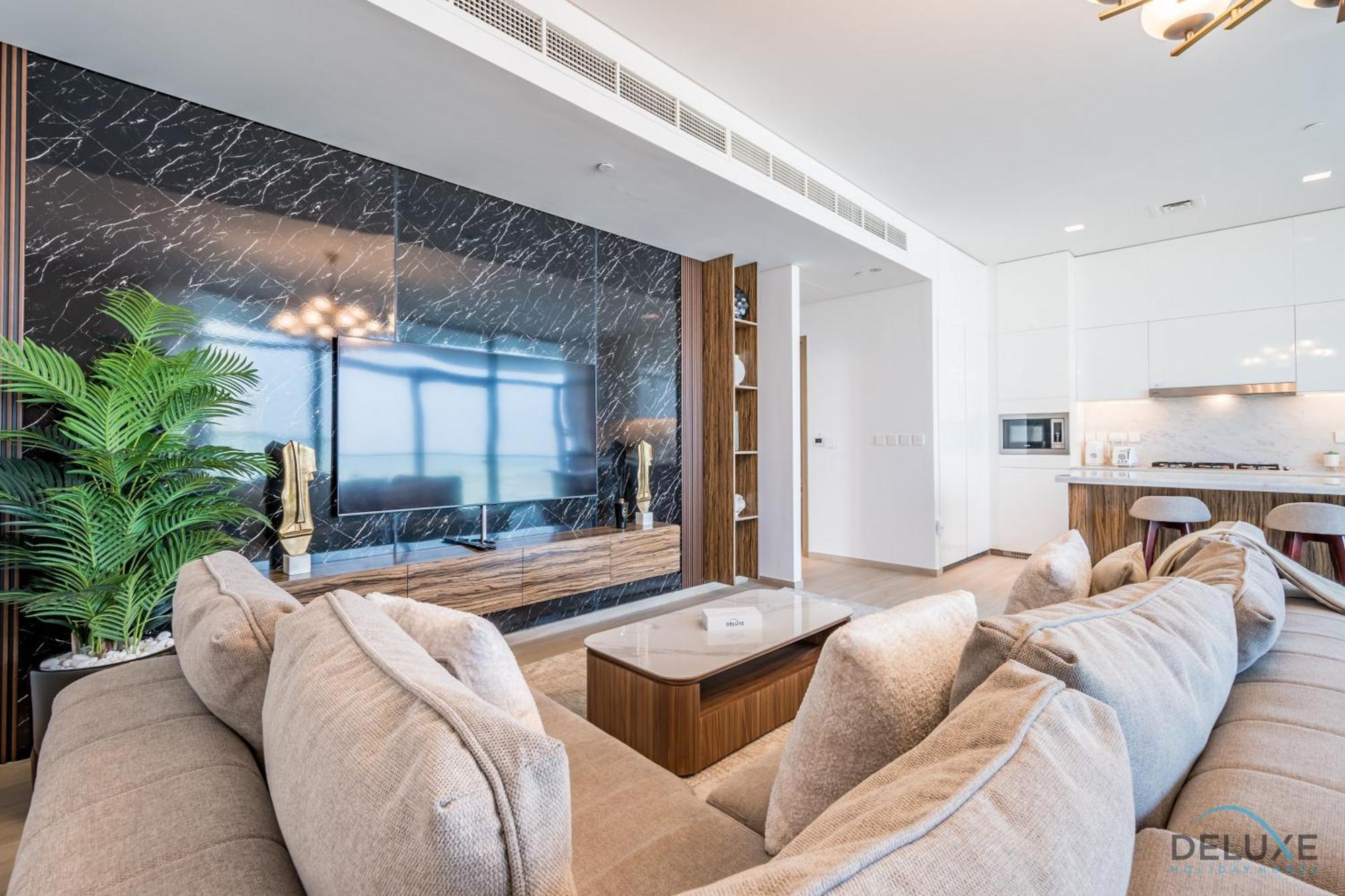 Apartment Exquisite 3br With Assistant At Palace Residences Creek Harbour By Deluxe Homes Dubai