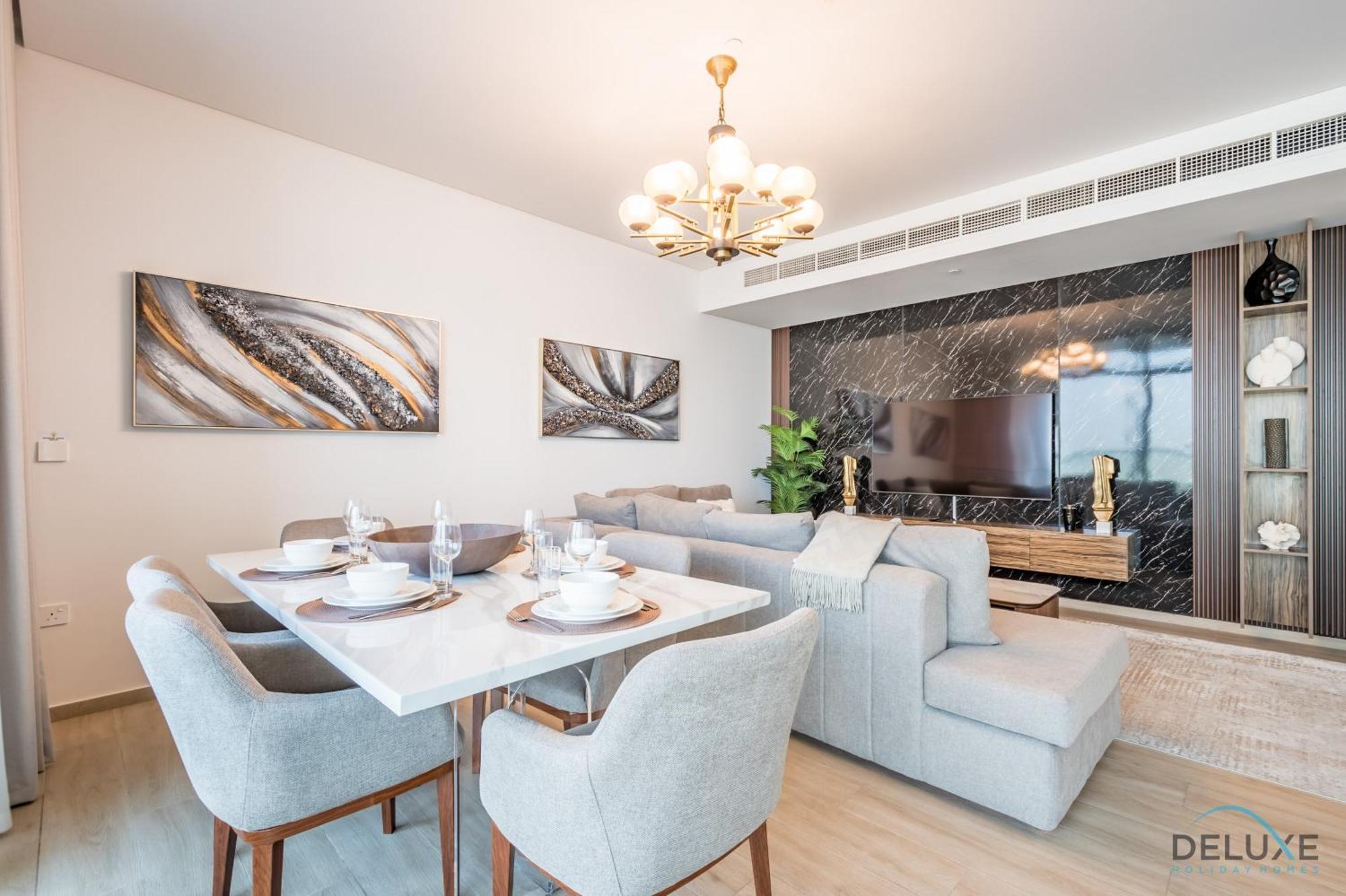 Exquisite 3br With Assistant At Palace Residences Creek Harbour By Deluxe Homes