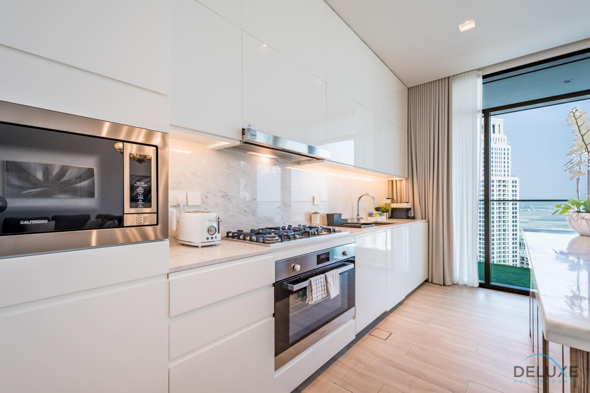 Exquisite 3br With Assistant At Palace Residences Creek Harbour By Deluxe Homes