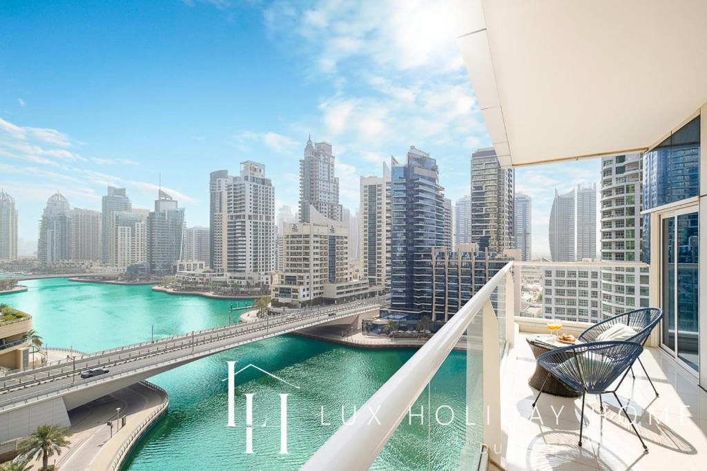 Lux Marina View Prime Location Near Apartment *