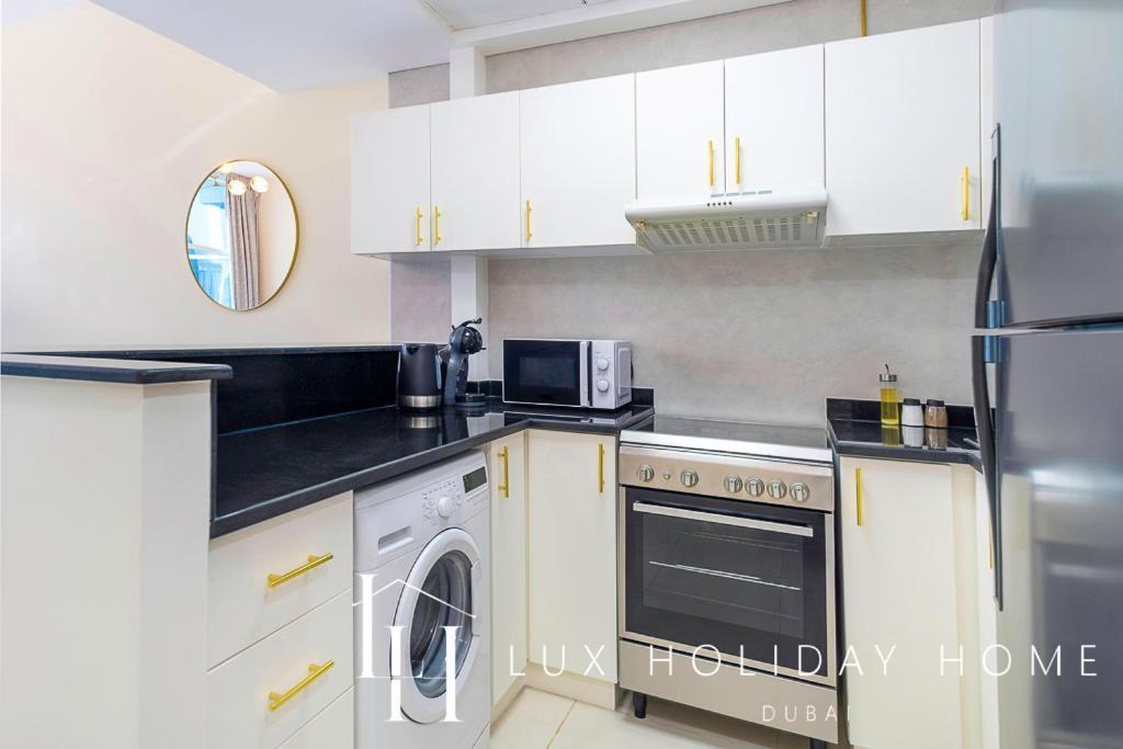 Lux Marina View Prime Location Near Apartment *
