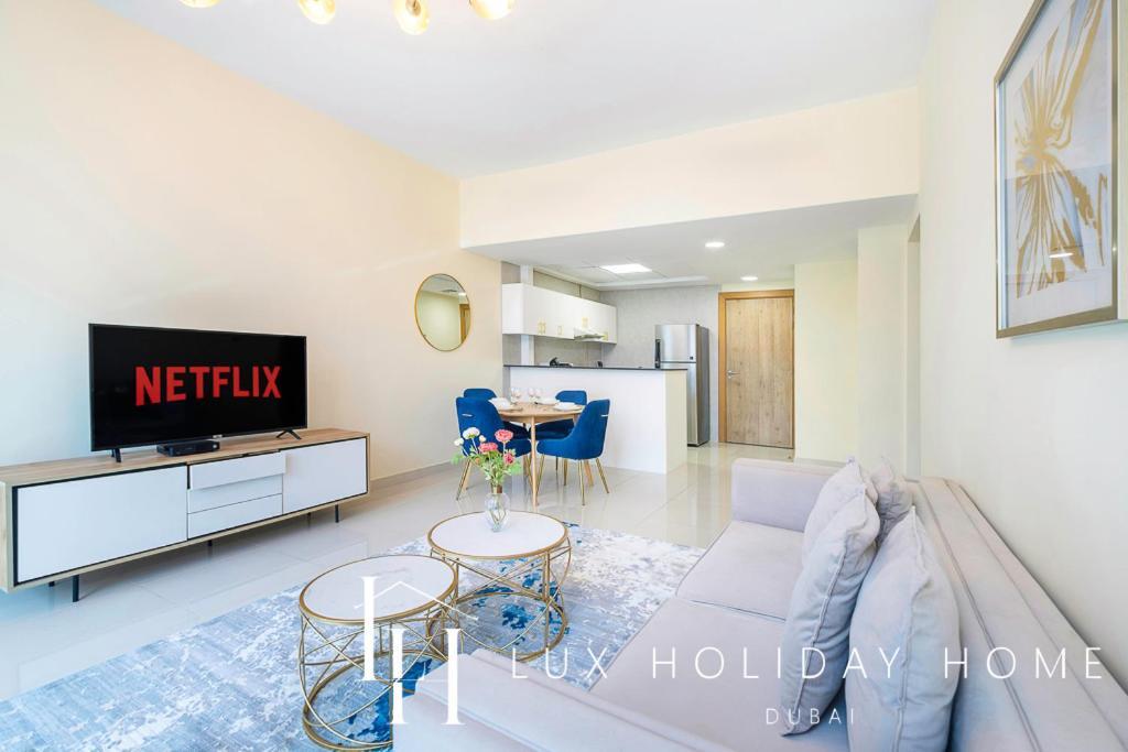 Apartment Lux Marina View Prime Location Near