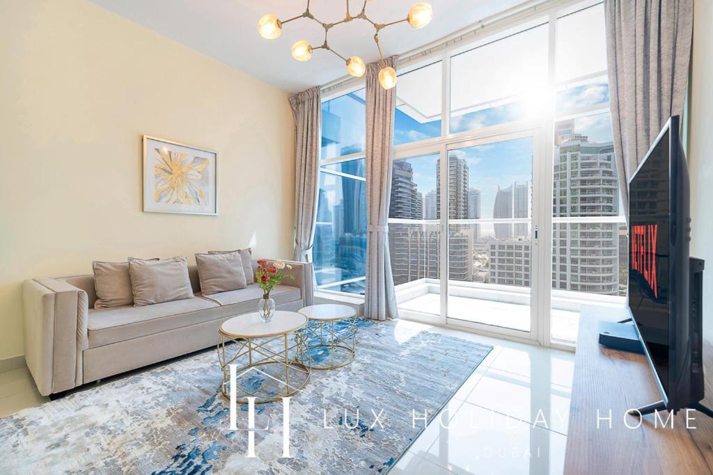 Lux Marina View Prime Location Near *