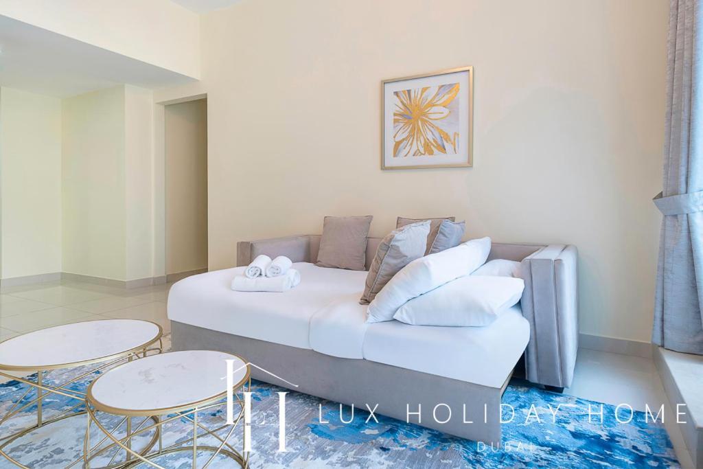 Lux Marina View Prime Location Near * Dubai