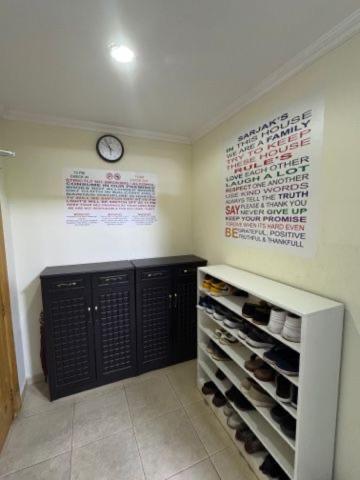 Sarjak's Mankhool Apartment