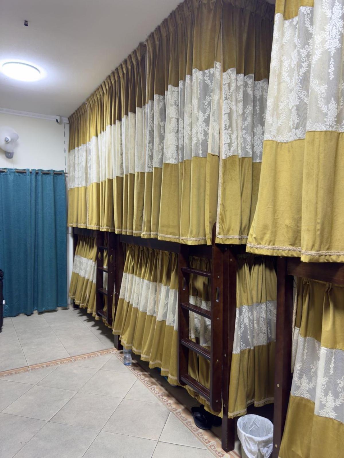 Sarjak's Mankhool Apartment