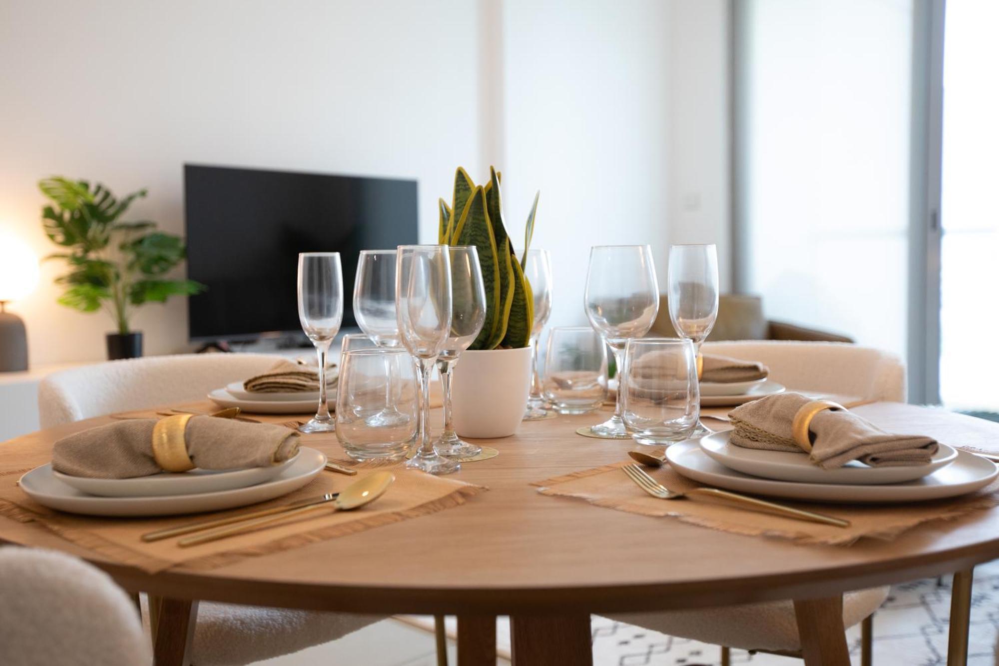 Noma Fairview - Burj Khalifa View Stunning In Business Bay Apartment
