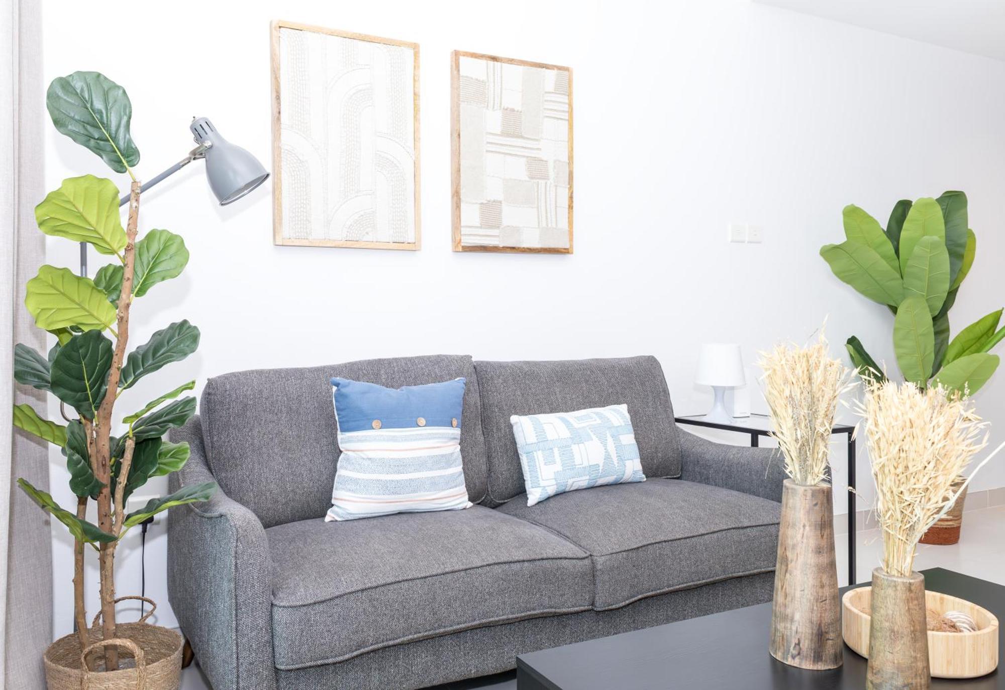 Apartment Beautiful Marina Views One Bedroom With Two Balconies