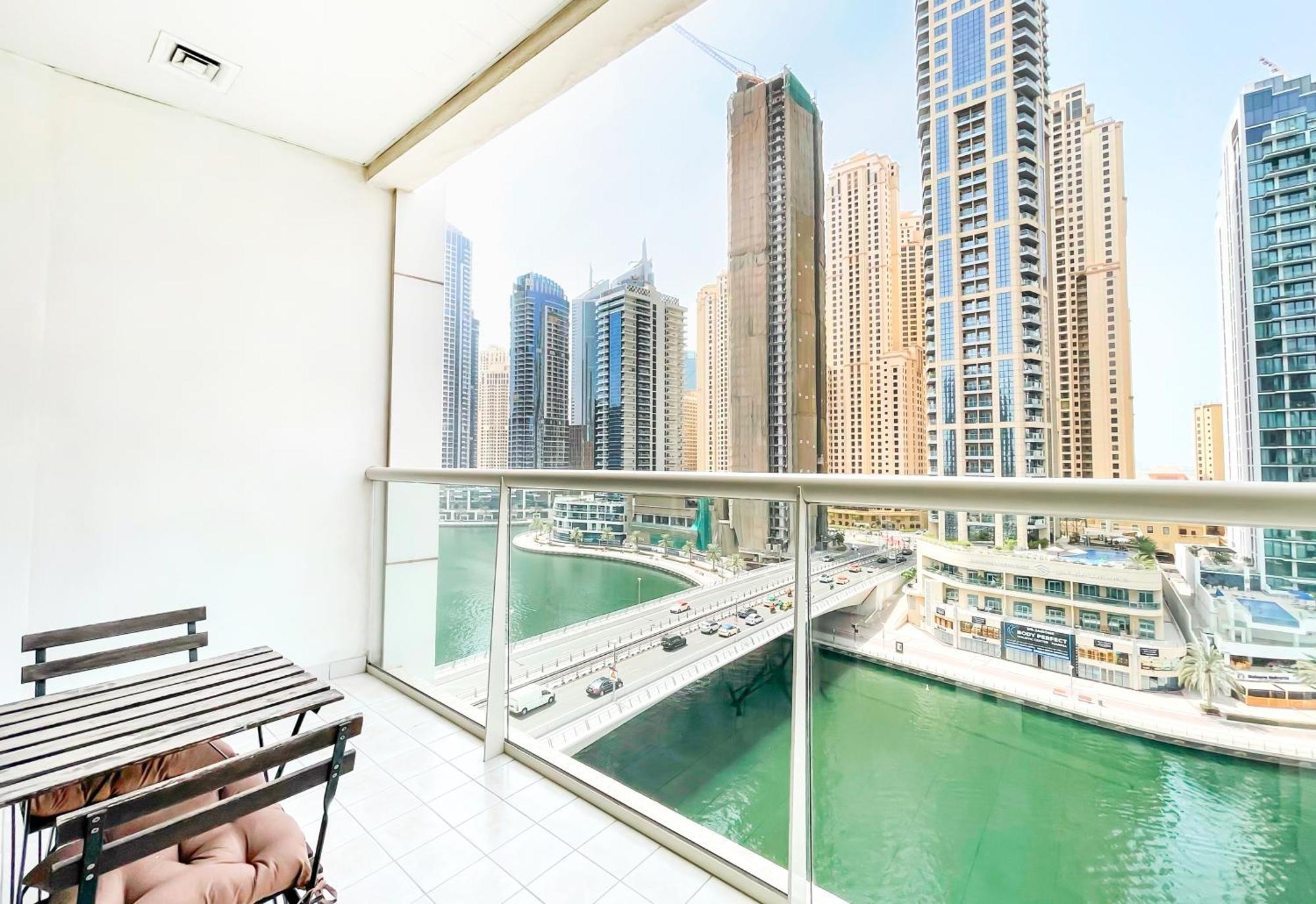 Beautiful Marina Views One Bedroom With Two Balconies Apartment
