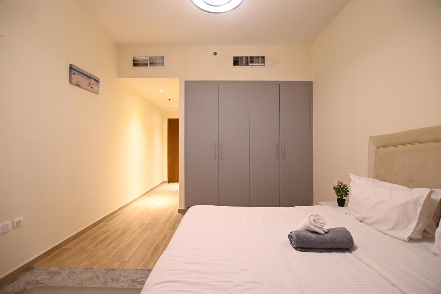 Brown Stone - Canal View Five Star Apartment *