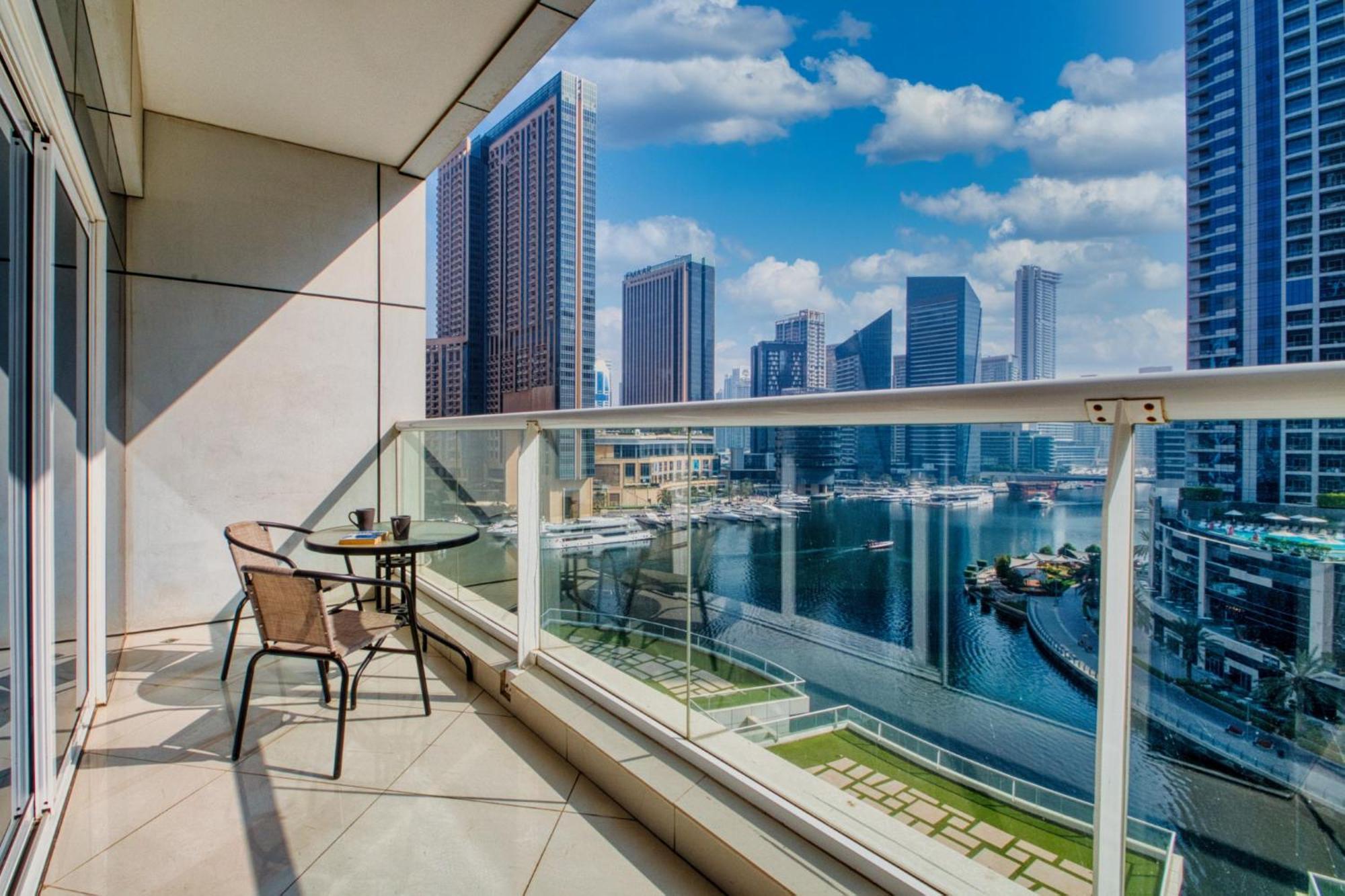 Shoresinn - Mesmerizing Waterfront In Marina Apartment *