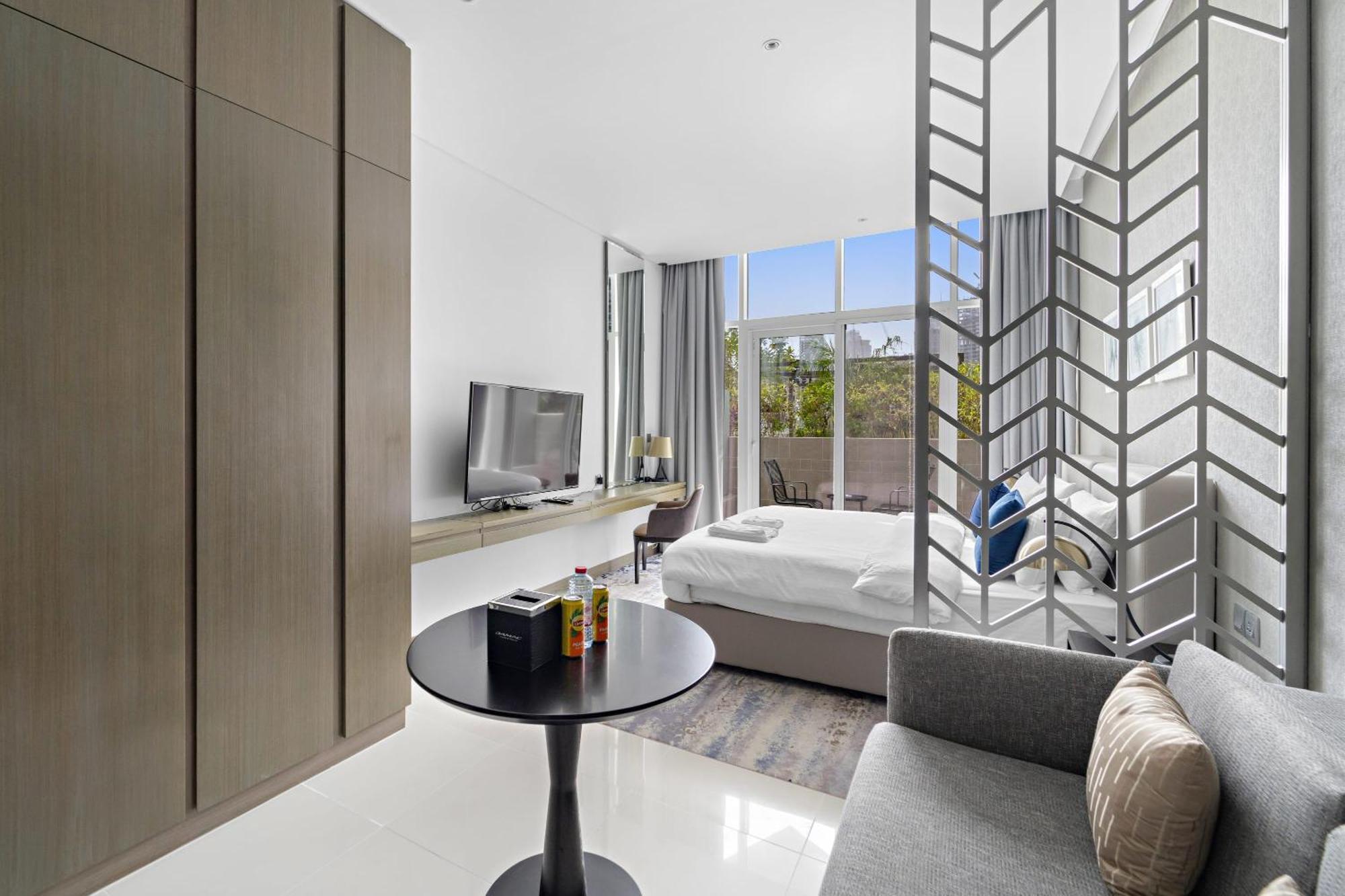 Silkhaus Luxurious Damac Prive Tower Dubai