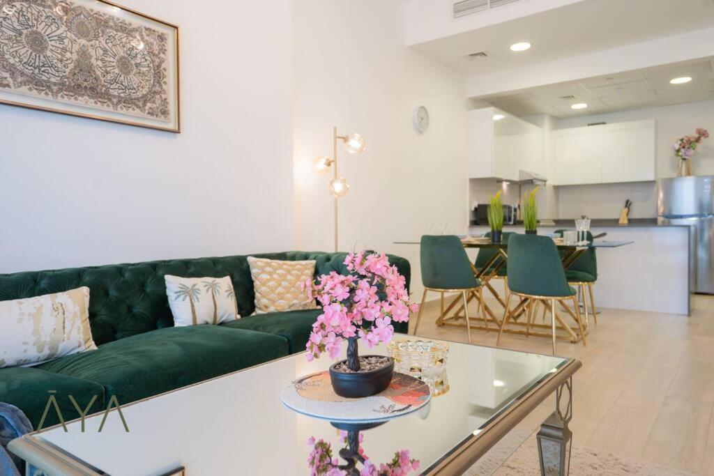 Elegant 1br Retreat With Rooftop Pool In Jvc Apartment *