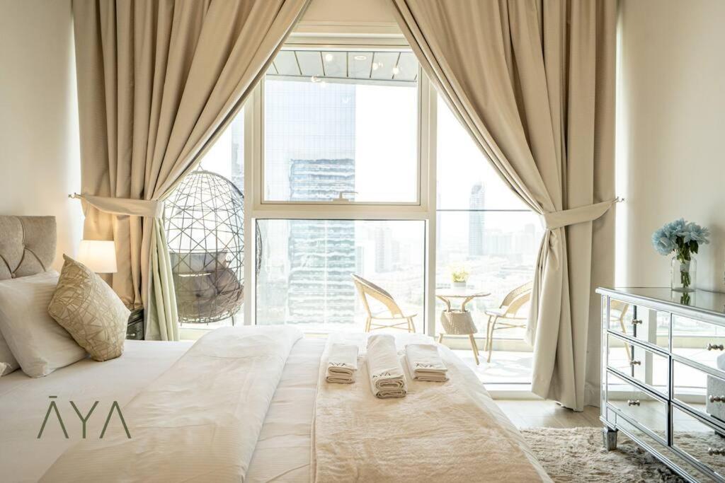 Elegant 1br Retreat With Rooftop Pool In Jvc Apartment Dubai