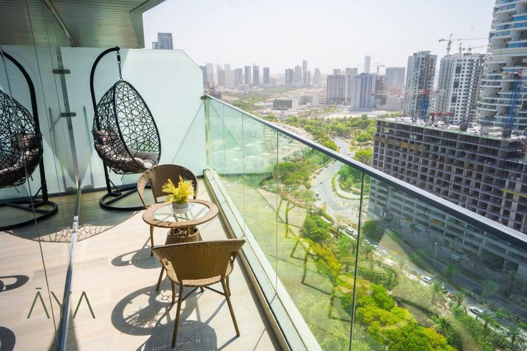 Elegant 1br Retreat With Rooftop Pool In Jvc Apartment *