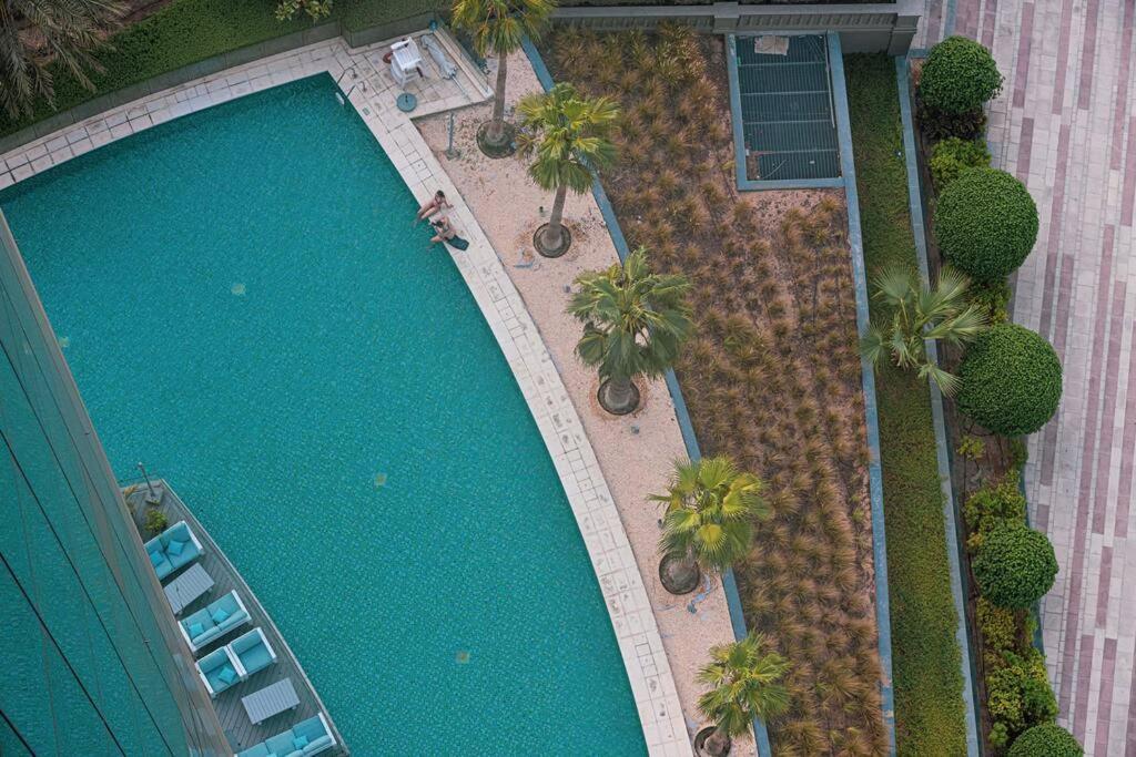 Luxury 1-br Waterfront Living Holiday home Dubai