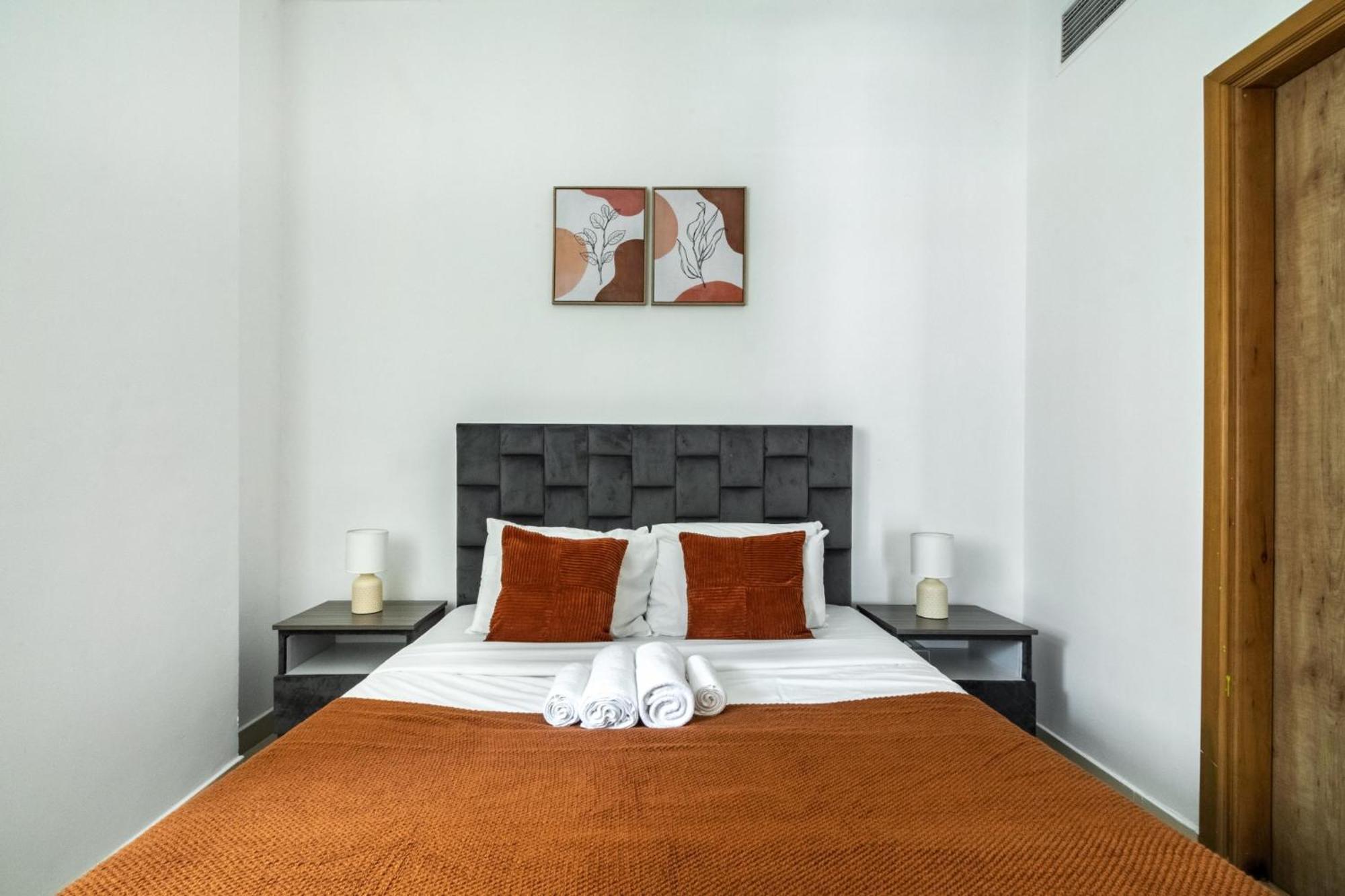 Apartment Shoresinn - Serene Retreat With Waterfront Views
