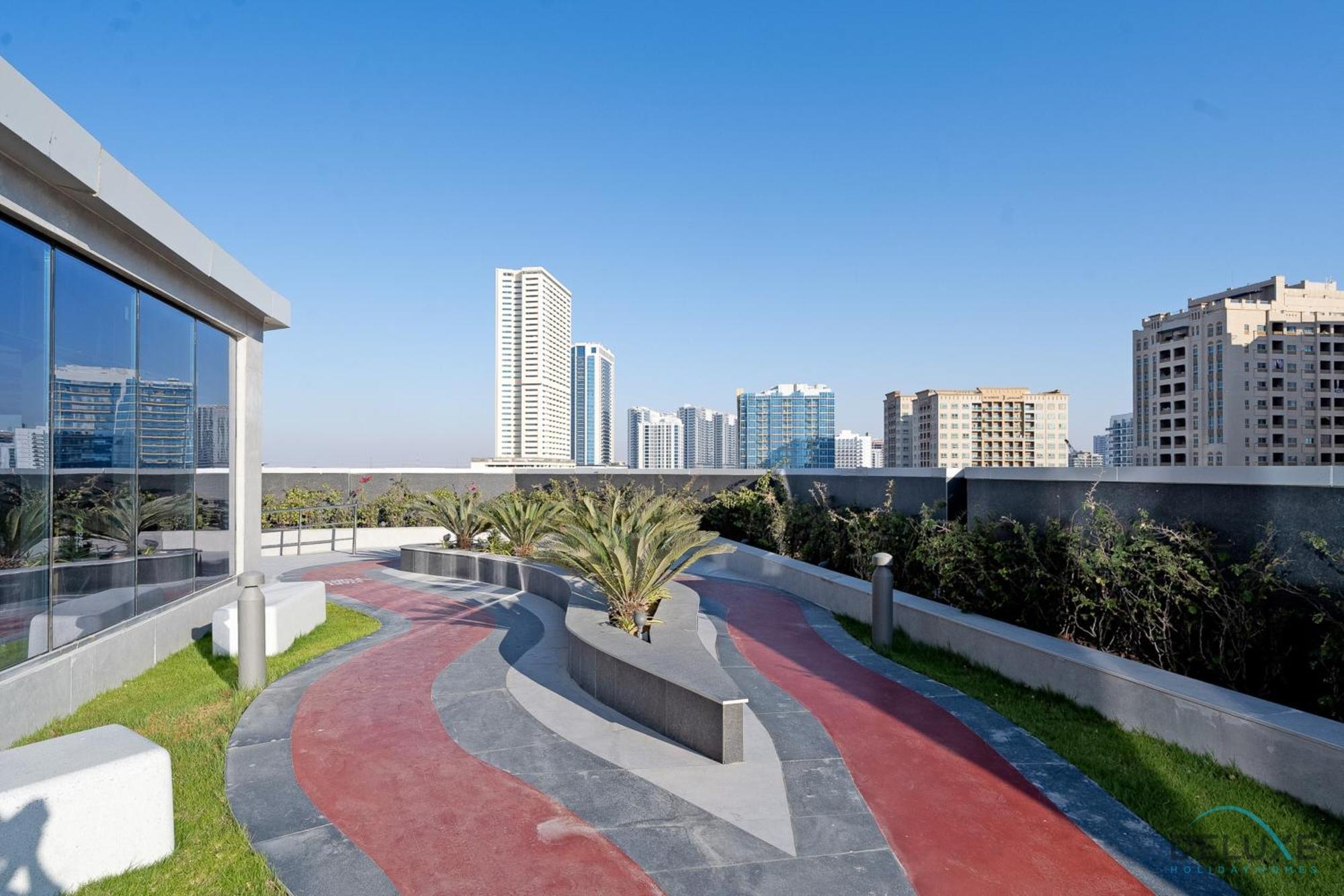 Apartment Stylish In Blue Wave Tower, Dubailand By Deluxe Homes *