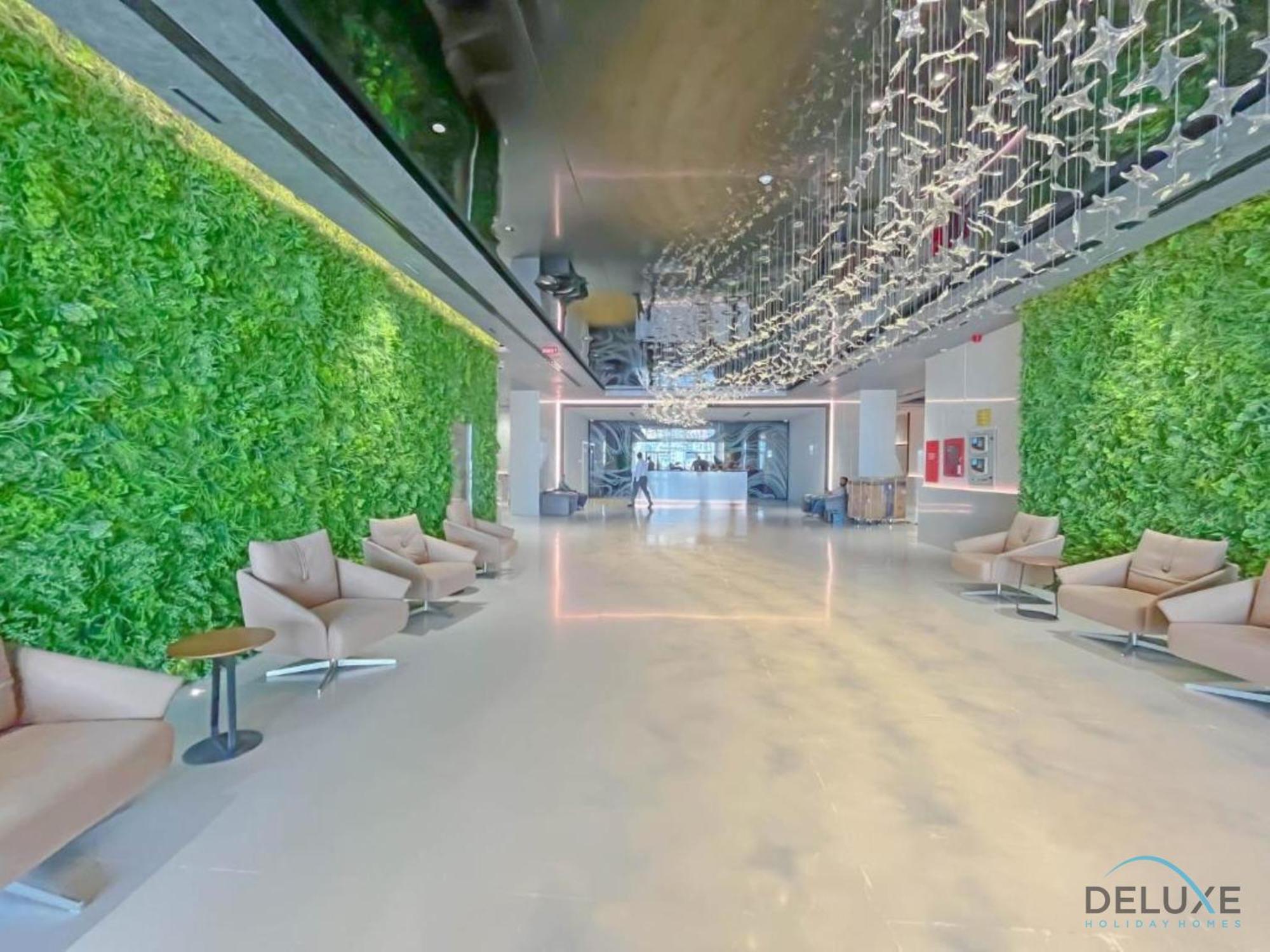 Apartment Stylish In Blue Wave Tower, Dubailand By Deluxe Homes Dubai