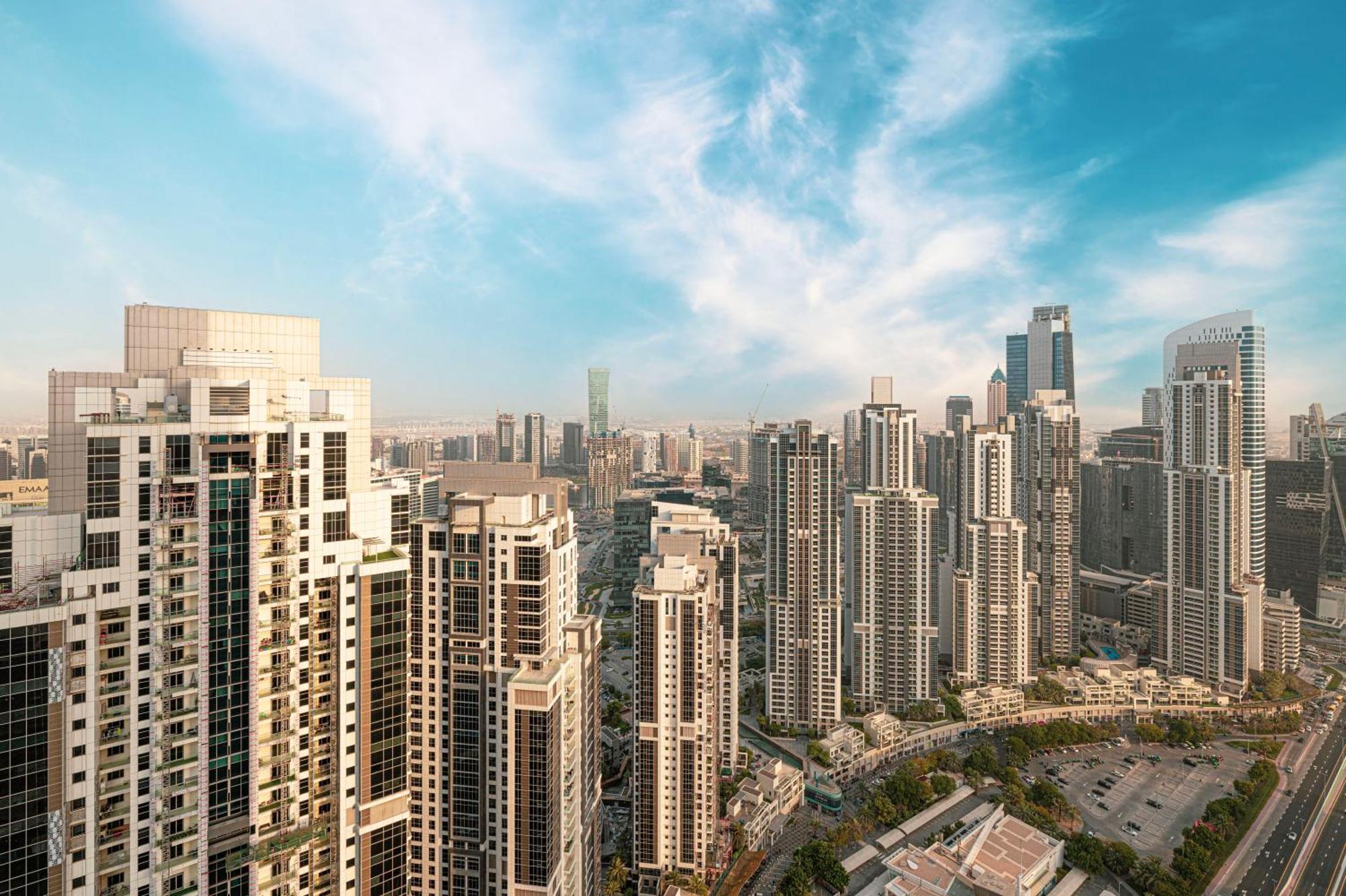 64th Floor Highest Downtown Infinity Pool Burj Khalifa View Apartment Dubai