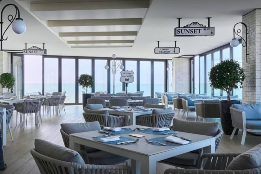 64th Floor Highest Downtown Infinity Pool Burj Khalifa View Apartment