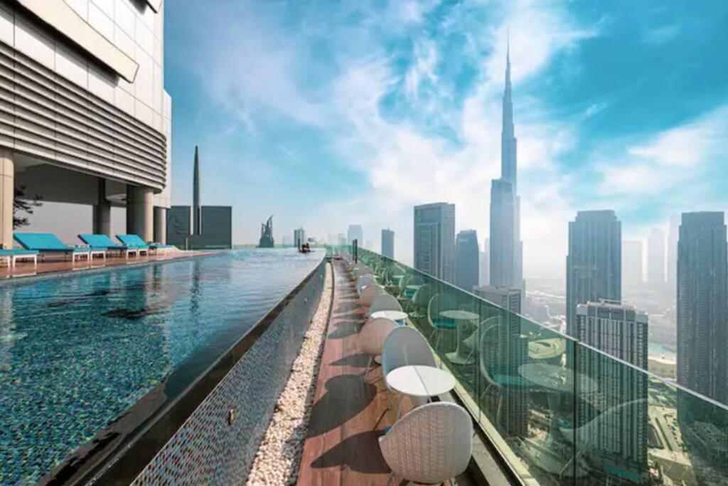 64th Floor Highest Downtown Infinity Pool Burj Khalifa View Apartment *