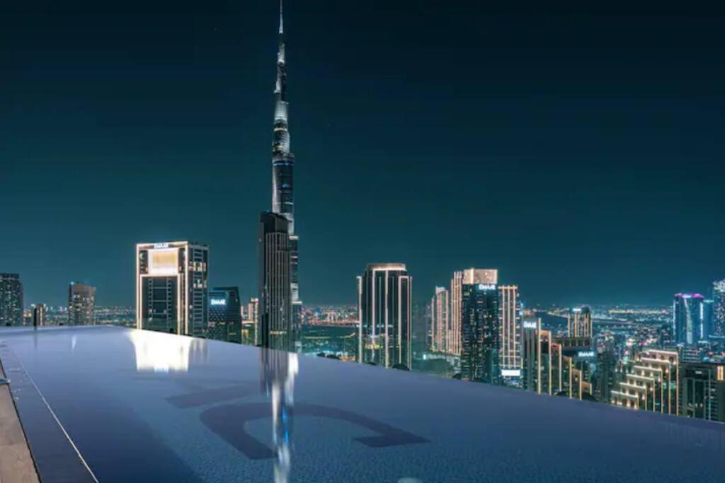 64th Floor Highest Downtown Infinity Pool Burj Khalifa View *