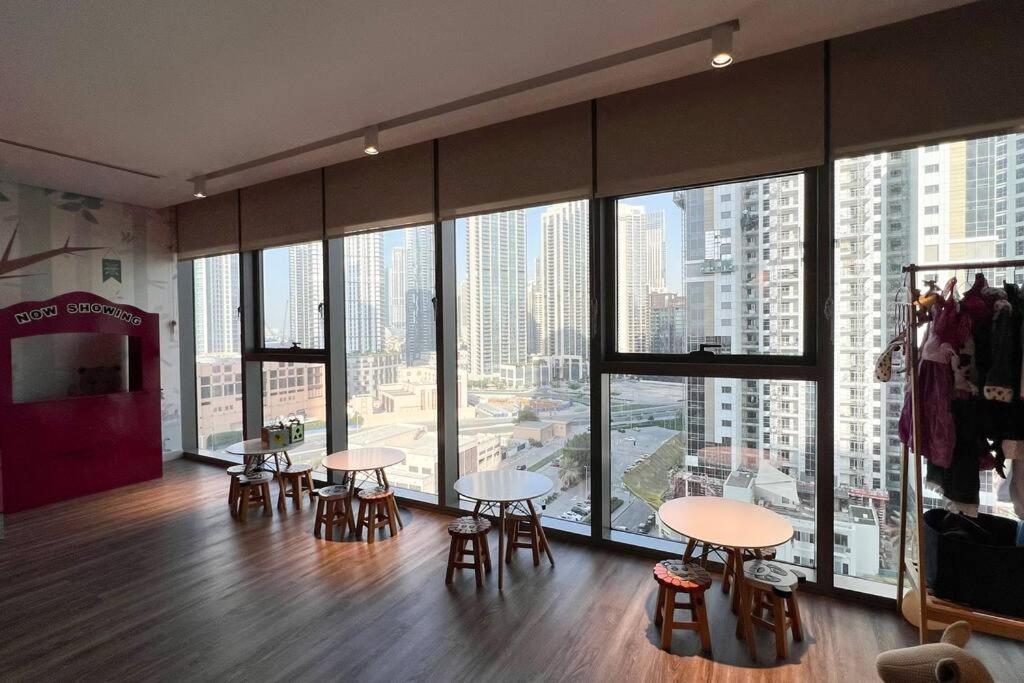 64th Floor Highest Downtown Infinity Pool Burj Khalifa View Apartment
