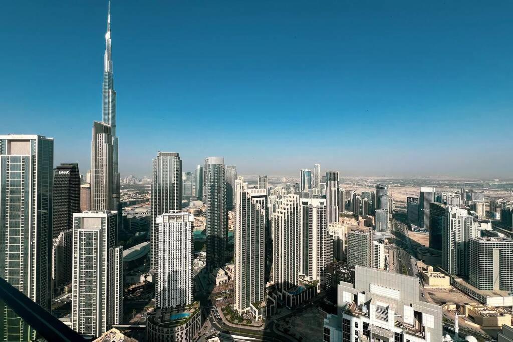 64th Floor Highest Downtown Infinity Pool Burj Khalifa View Apartment Dubai