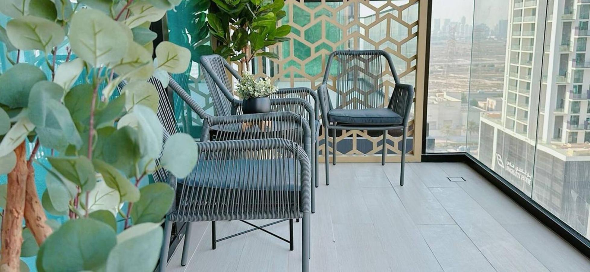 Premium 1br Fully Furnished With Balcony Apartment