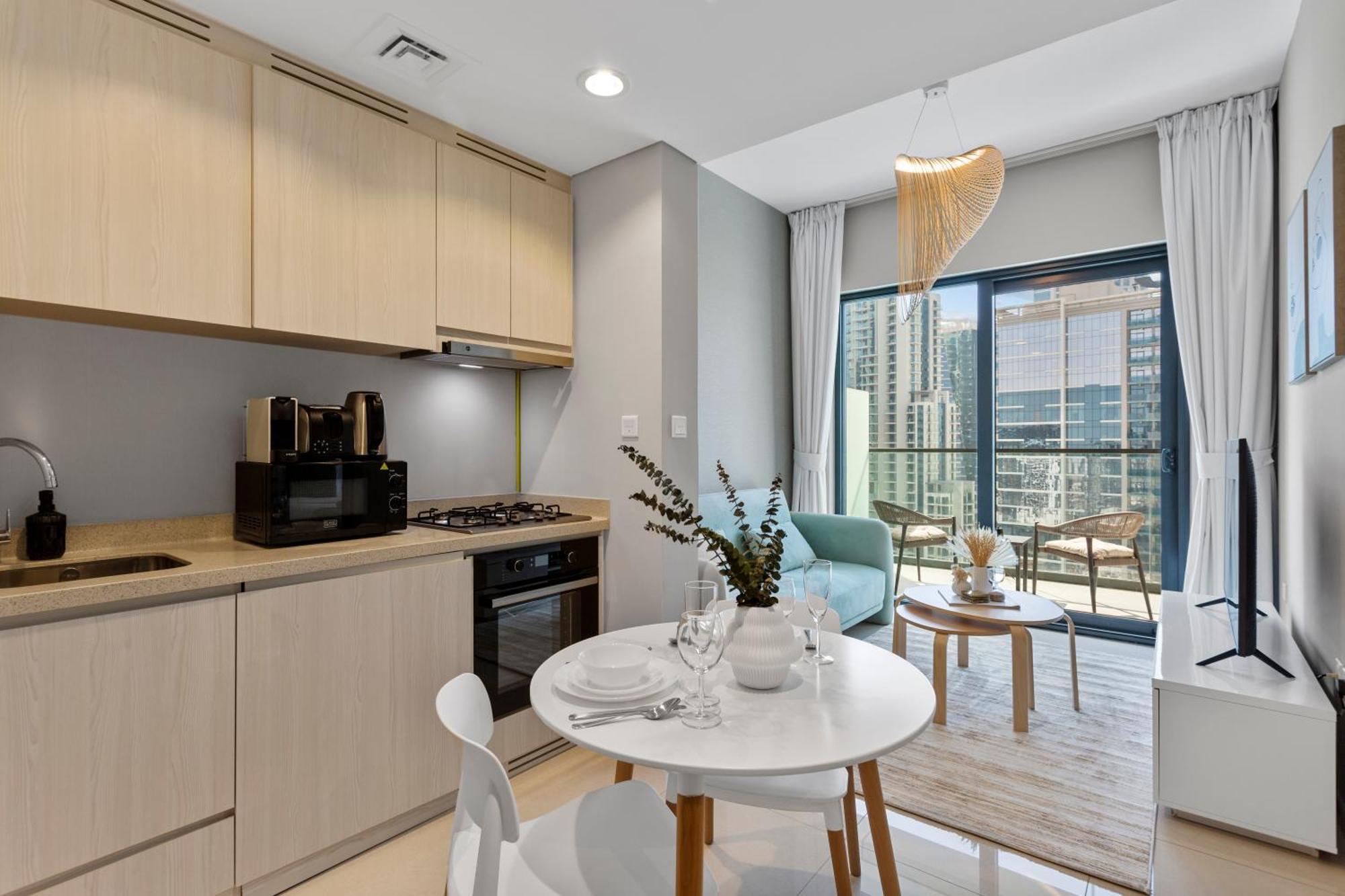Superb 1br In The Heart Of Business Bay Apartment *