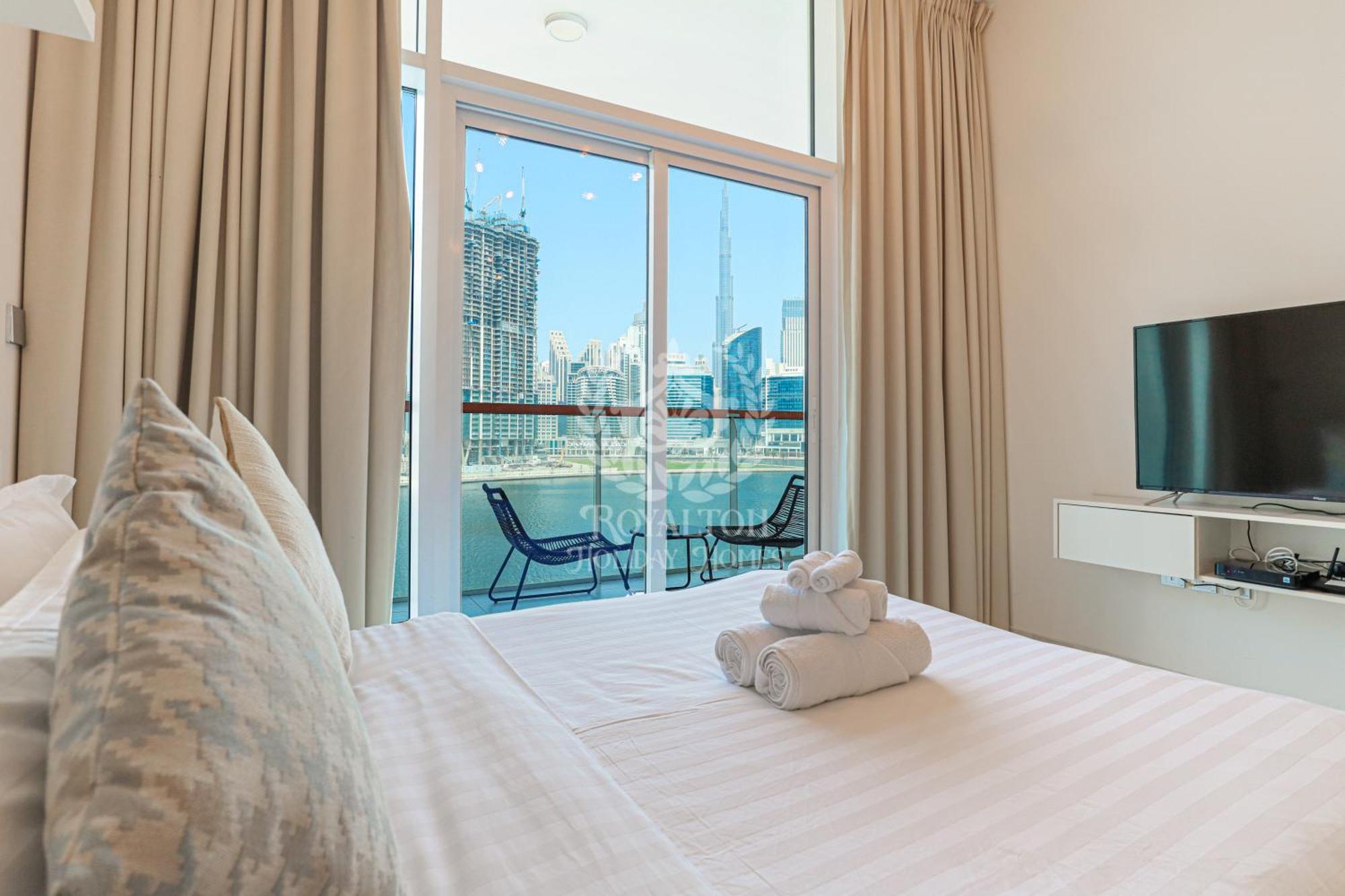 Royalton - Canal View Charm In Binghatti Millennium Dubai