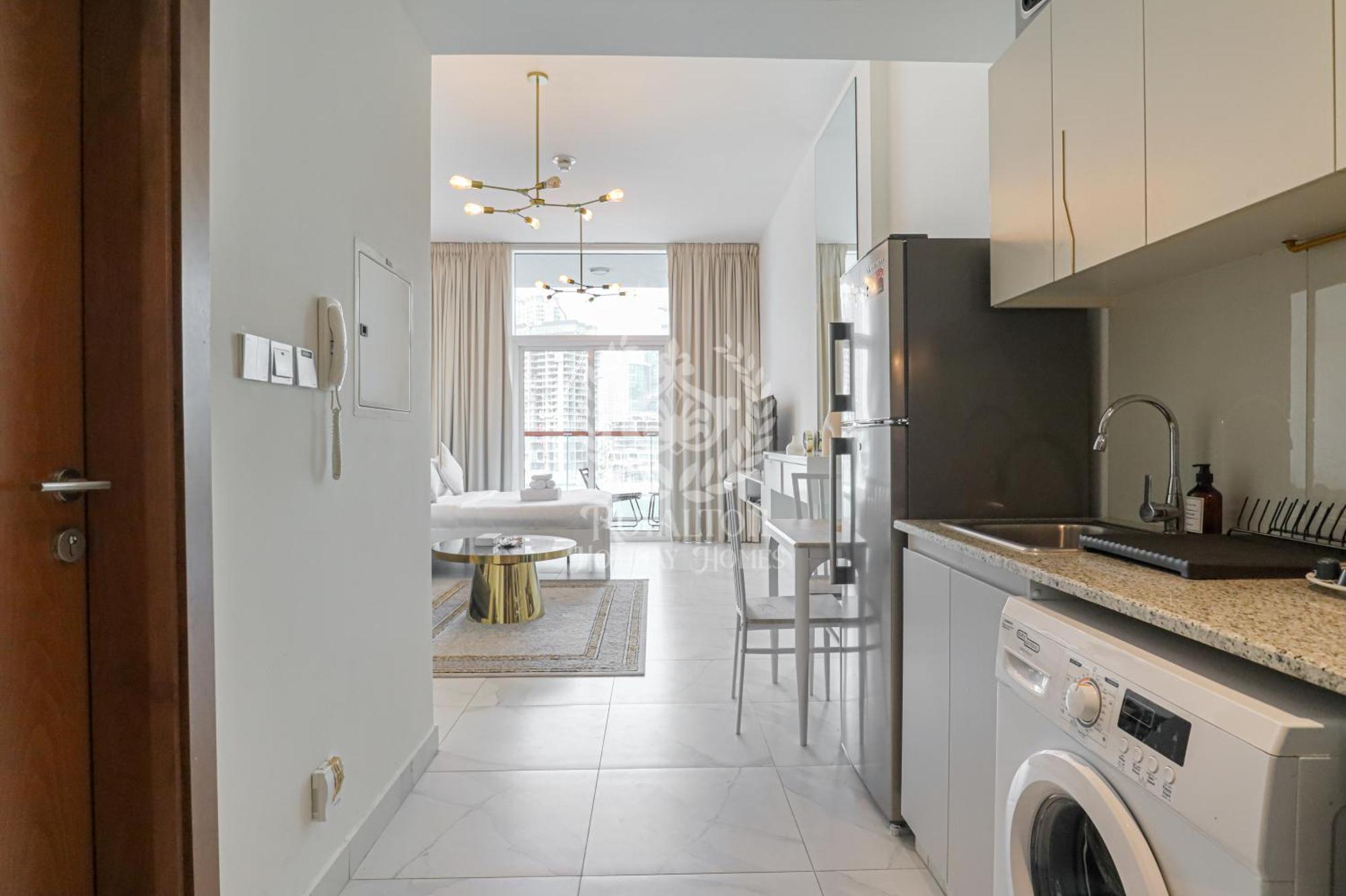 Royalton - Canal View Charm In Binghatti Millennium