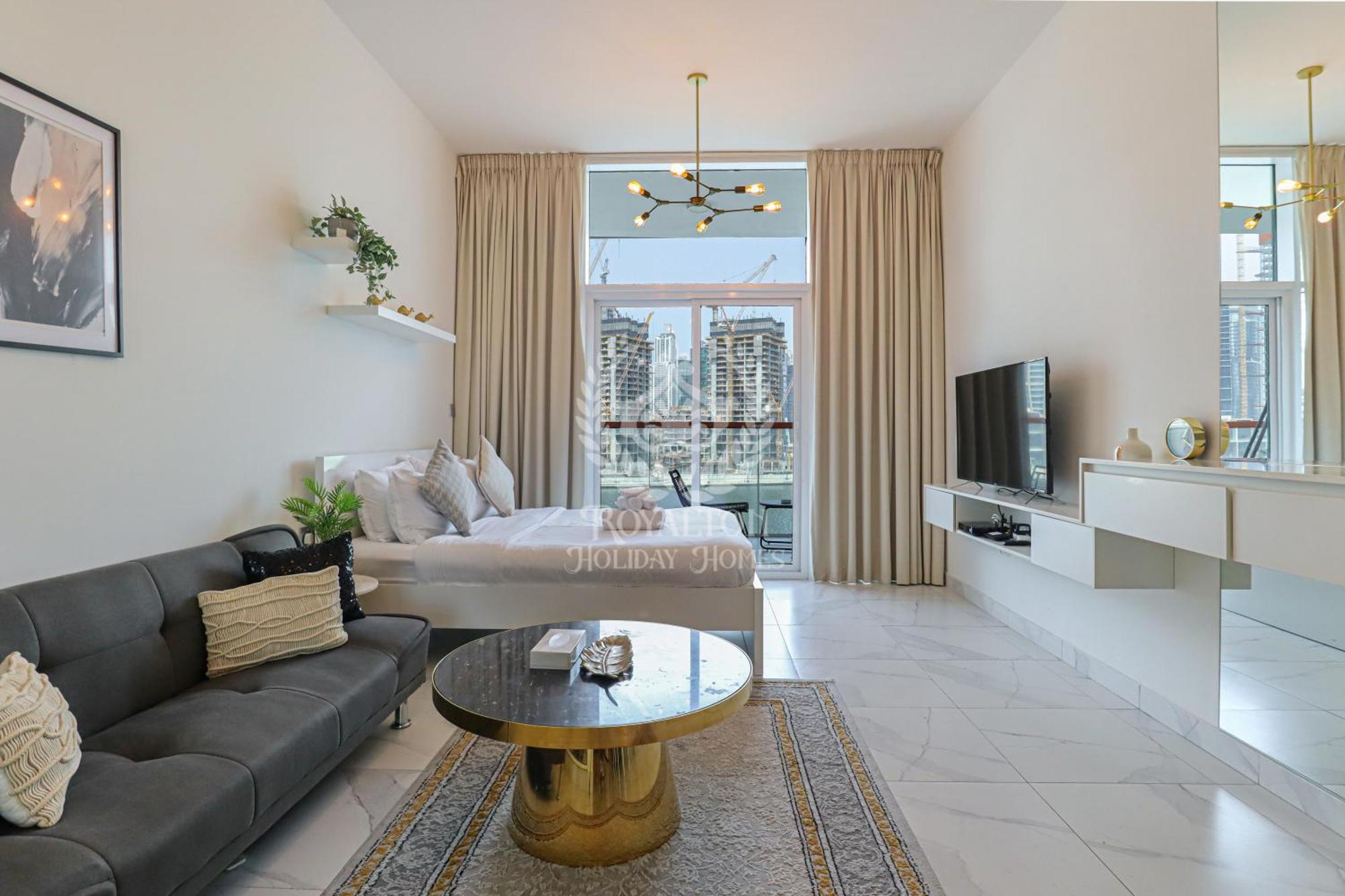 Royalton - Canal View Charm In Binghatti Millennium * Dubai