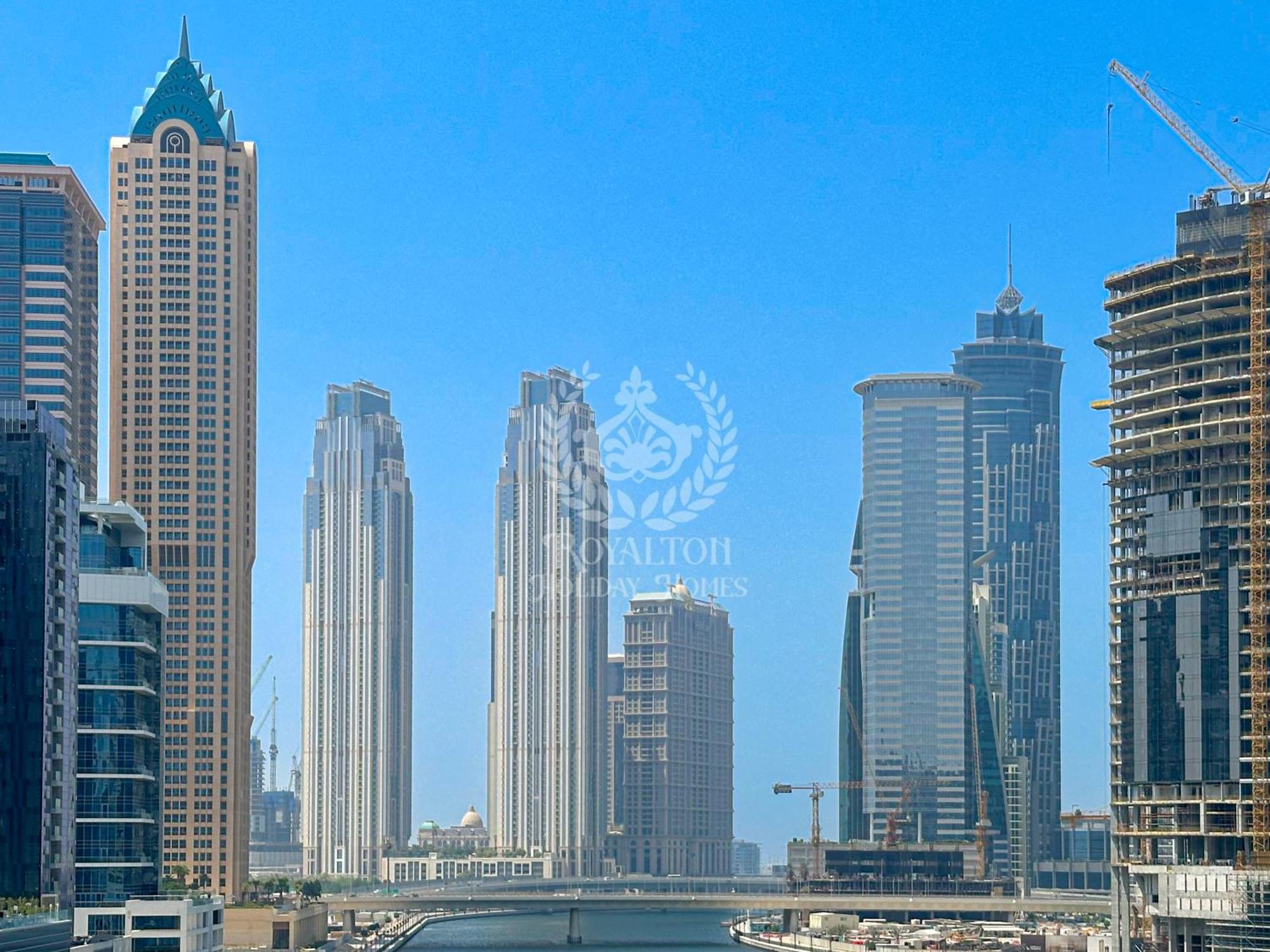 Apartment Royalton - Canal View Charm In Binghatti Millennium *