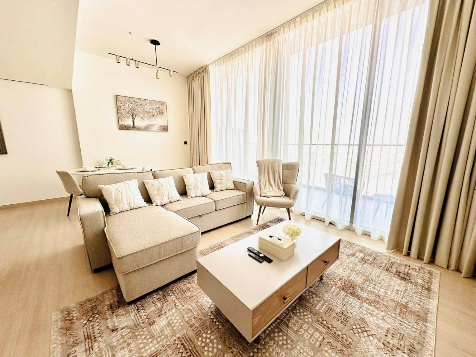 Spacious 1br With Big Balcony In Jvc Dubai