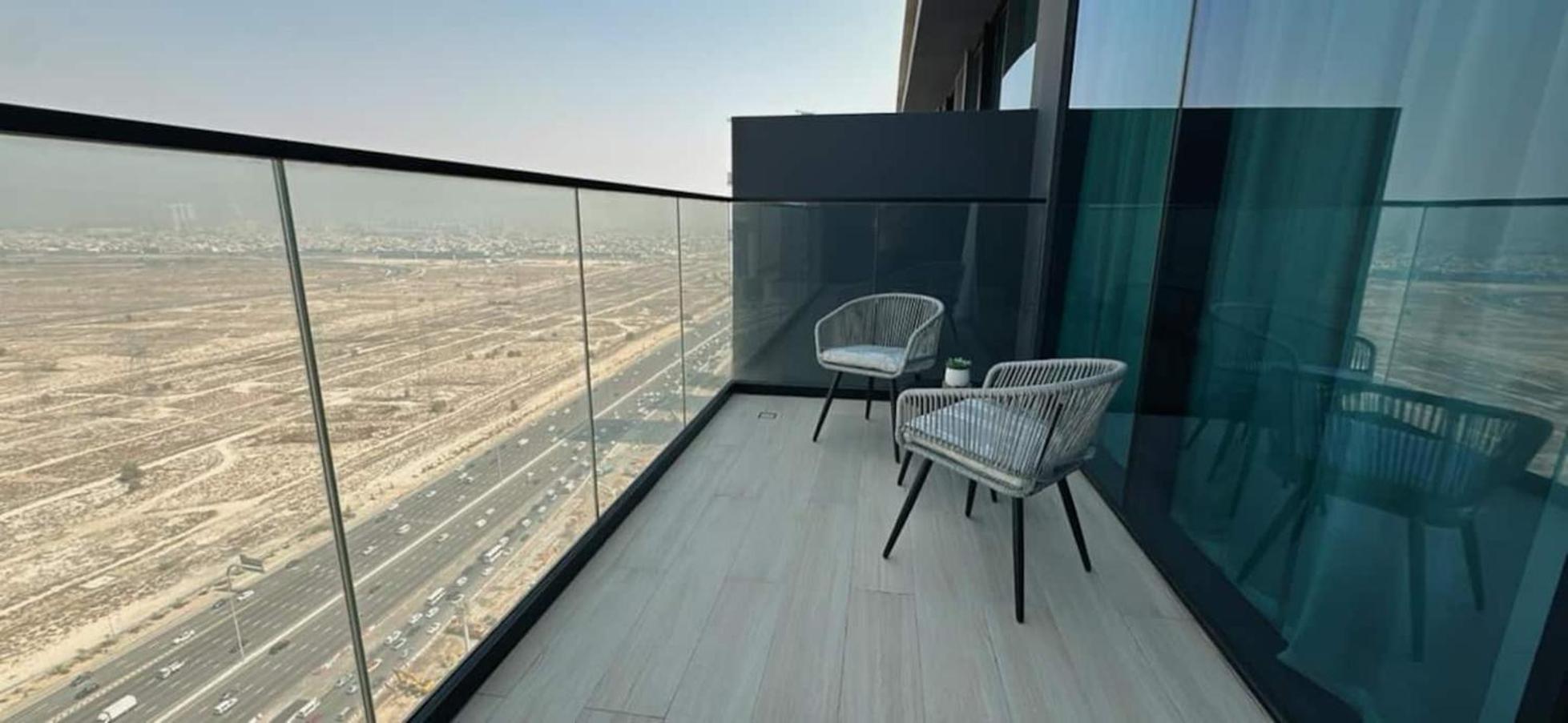 Spacious 1br With Big Balcony In Jvc