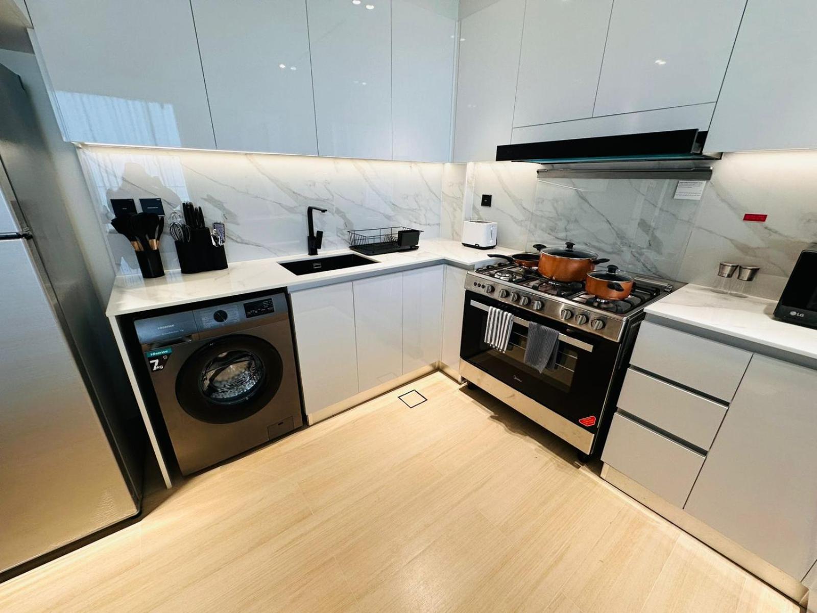 Apartment Spacious 1br With Big Balcony In Jvc Dubai