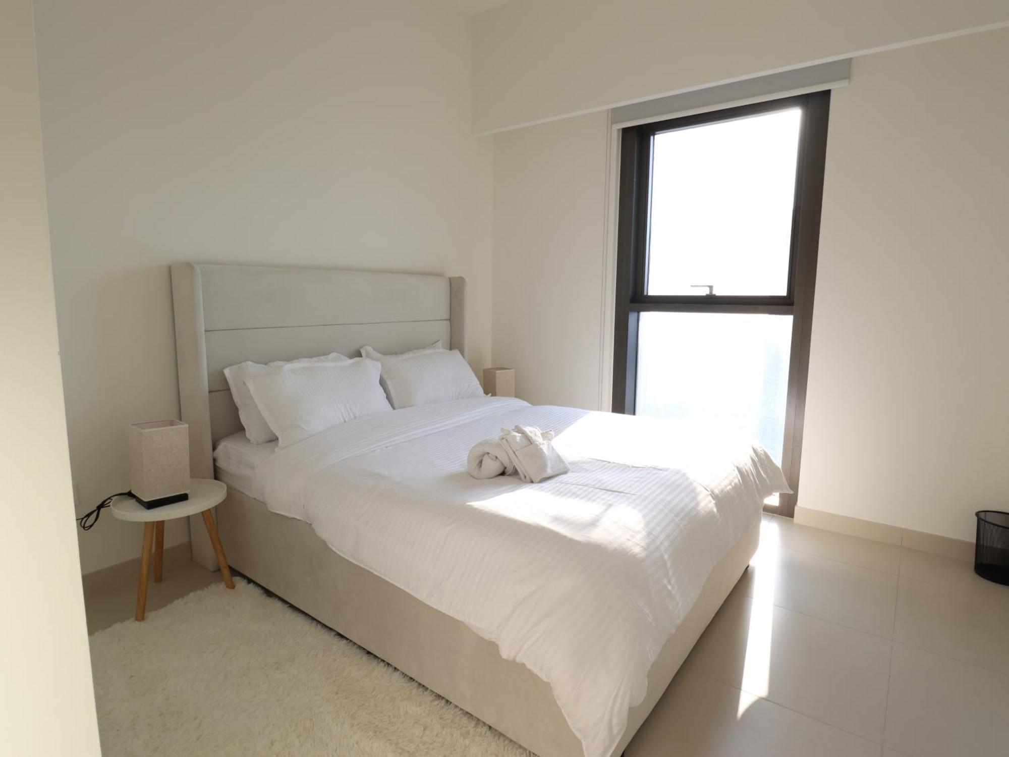 Iconic Burj View - Burj Crown - 5 Min Walk To Mall Apartment Dubai