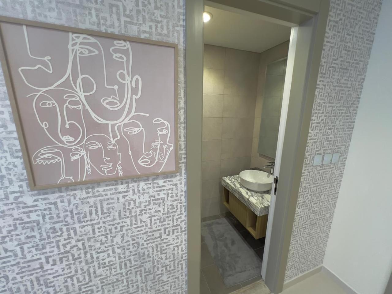 2 Bedroom In Downtown Apartment Dubai