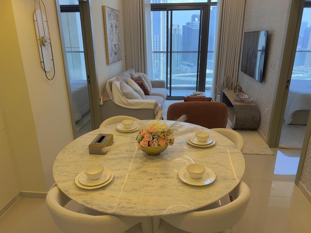 2 Bedroom In Downtown Apartment *